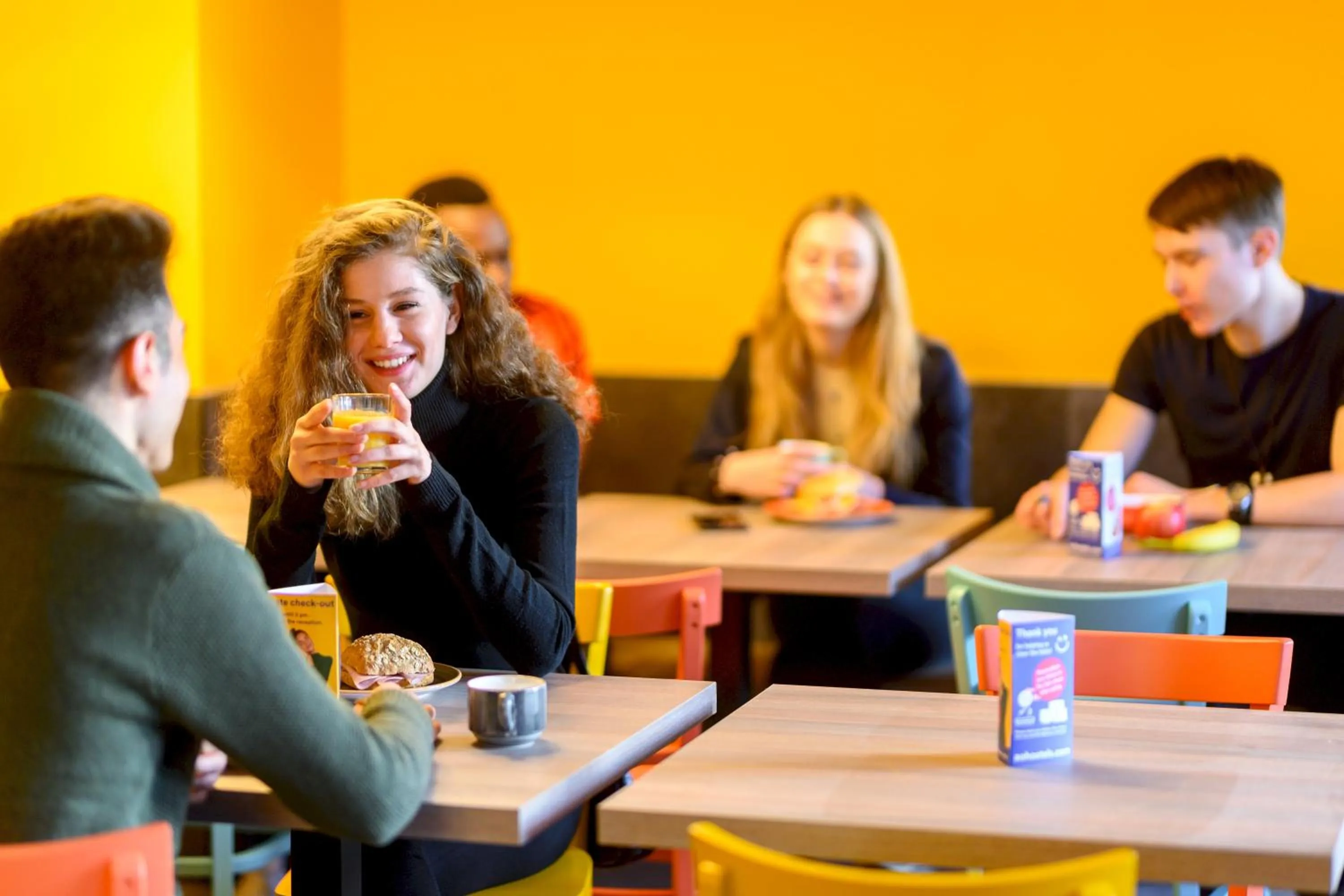 Restaurant/places to eat in a&o Warszawa Wola