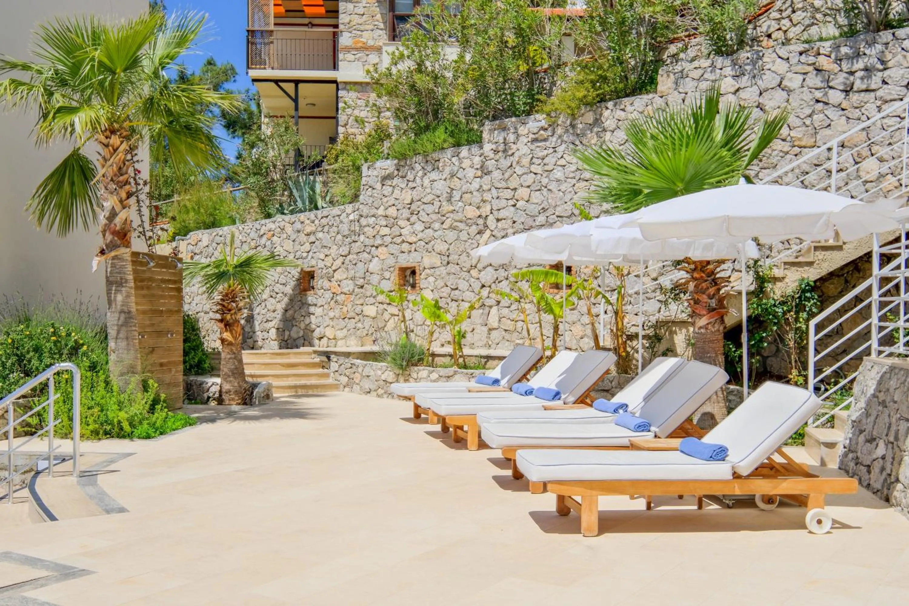 Swimming pool in Highclere Hotel and Spa