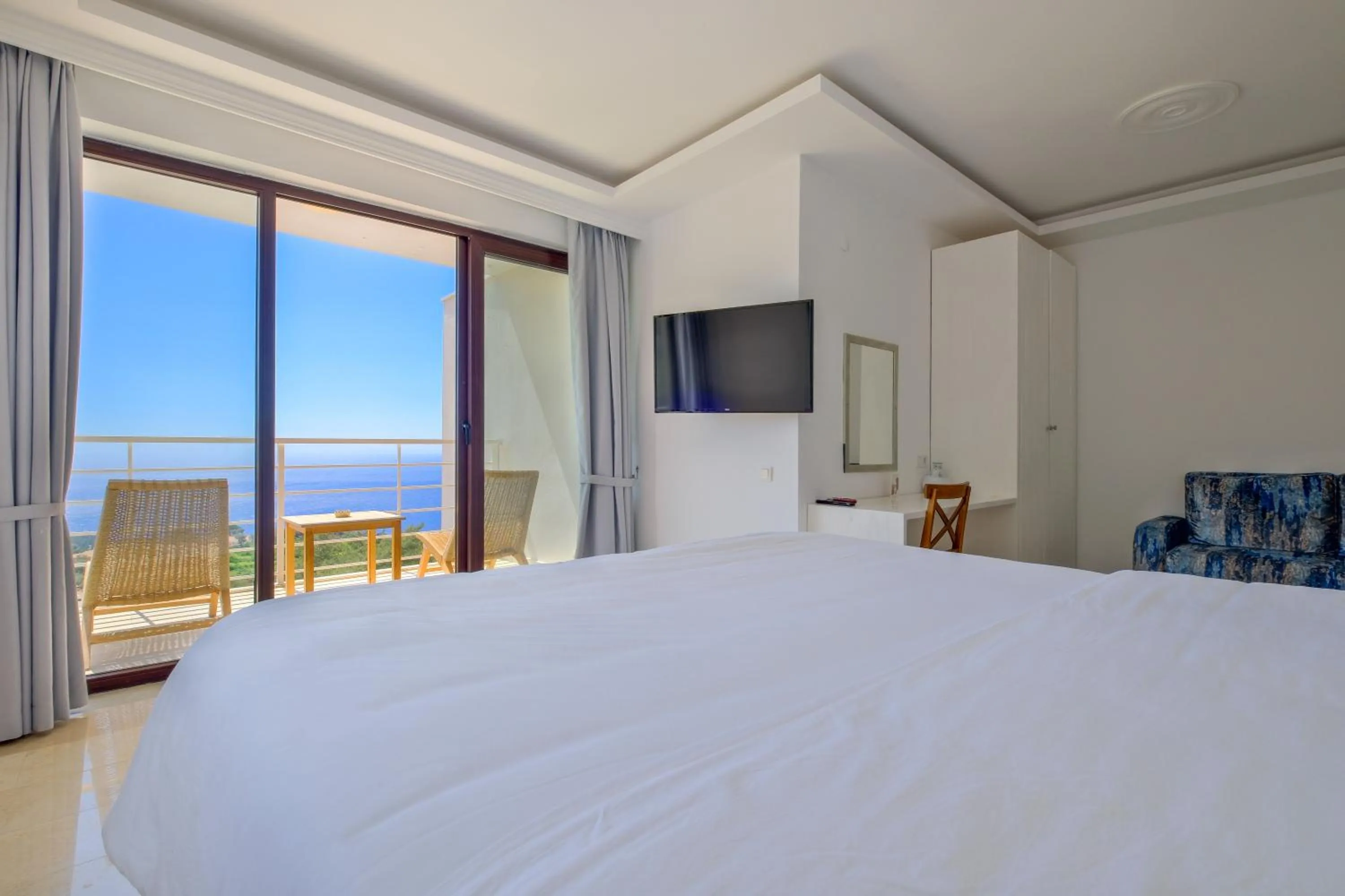 Natural landscape, Bed in Highclere Hotel and Spa