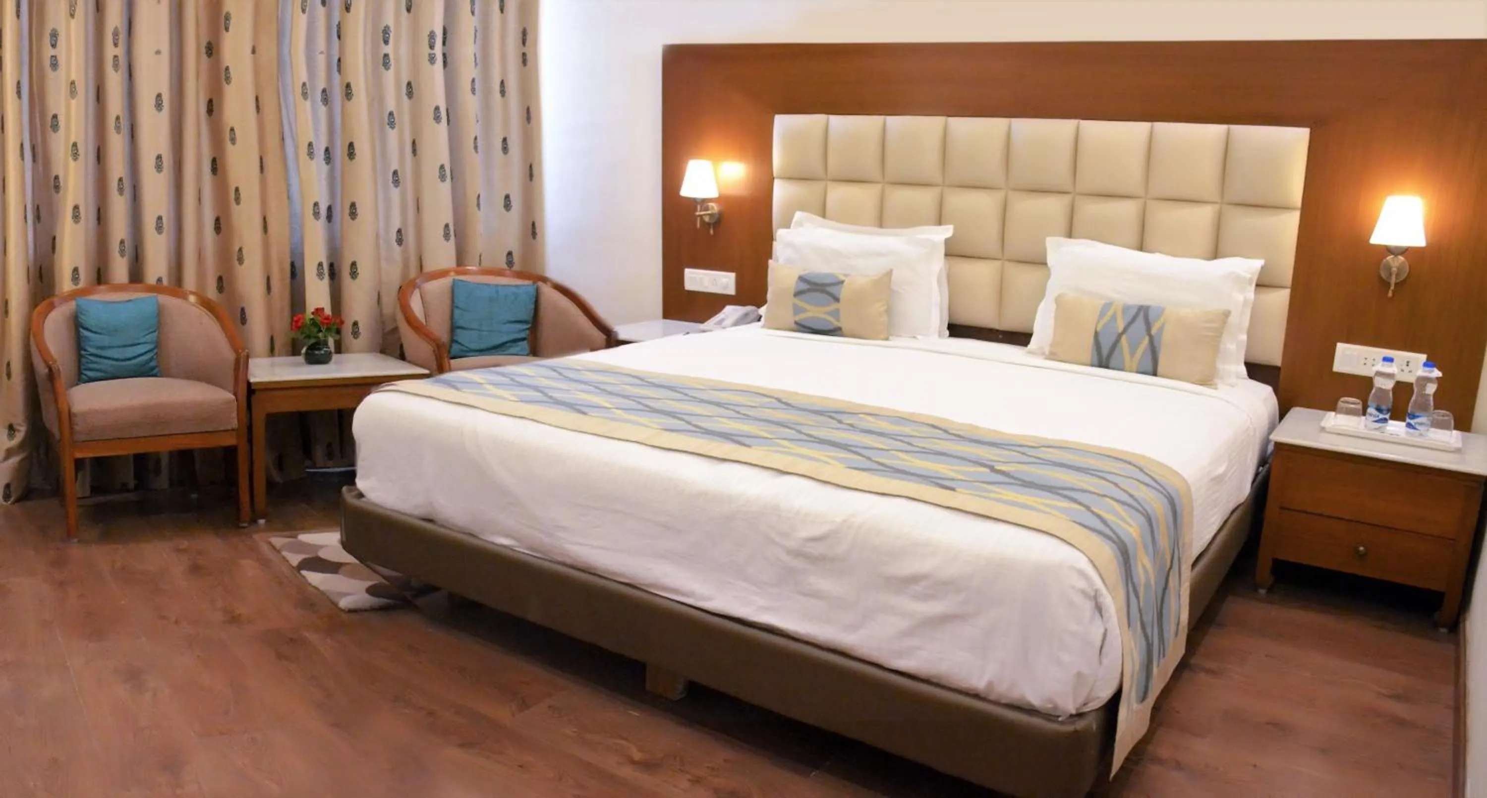 Bedroom, Bed in Clarks Avadh