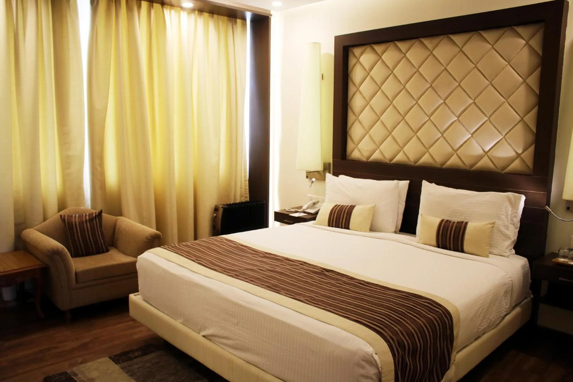 Bedroom, Bed in Clarks Avadh