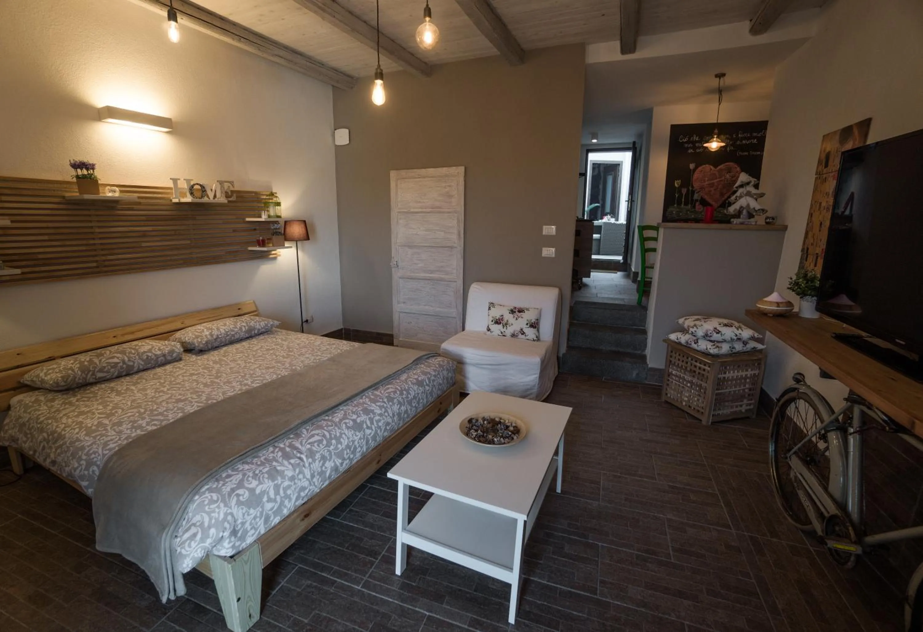 Photo of the whole room, Bed in B&B La Casetta