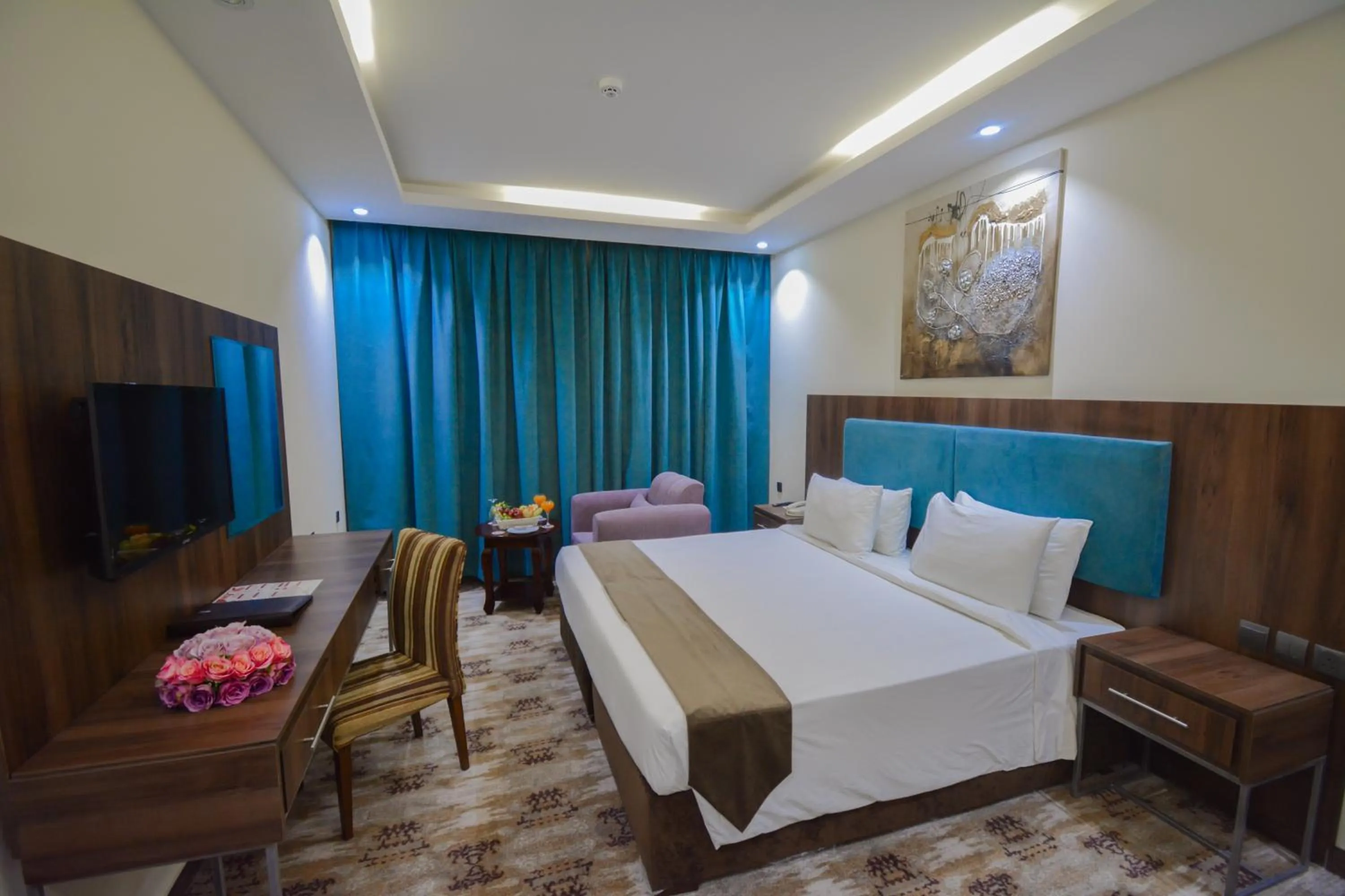 Bedroom, Bed in Reef Global Hotel