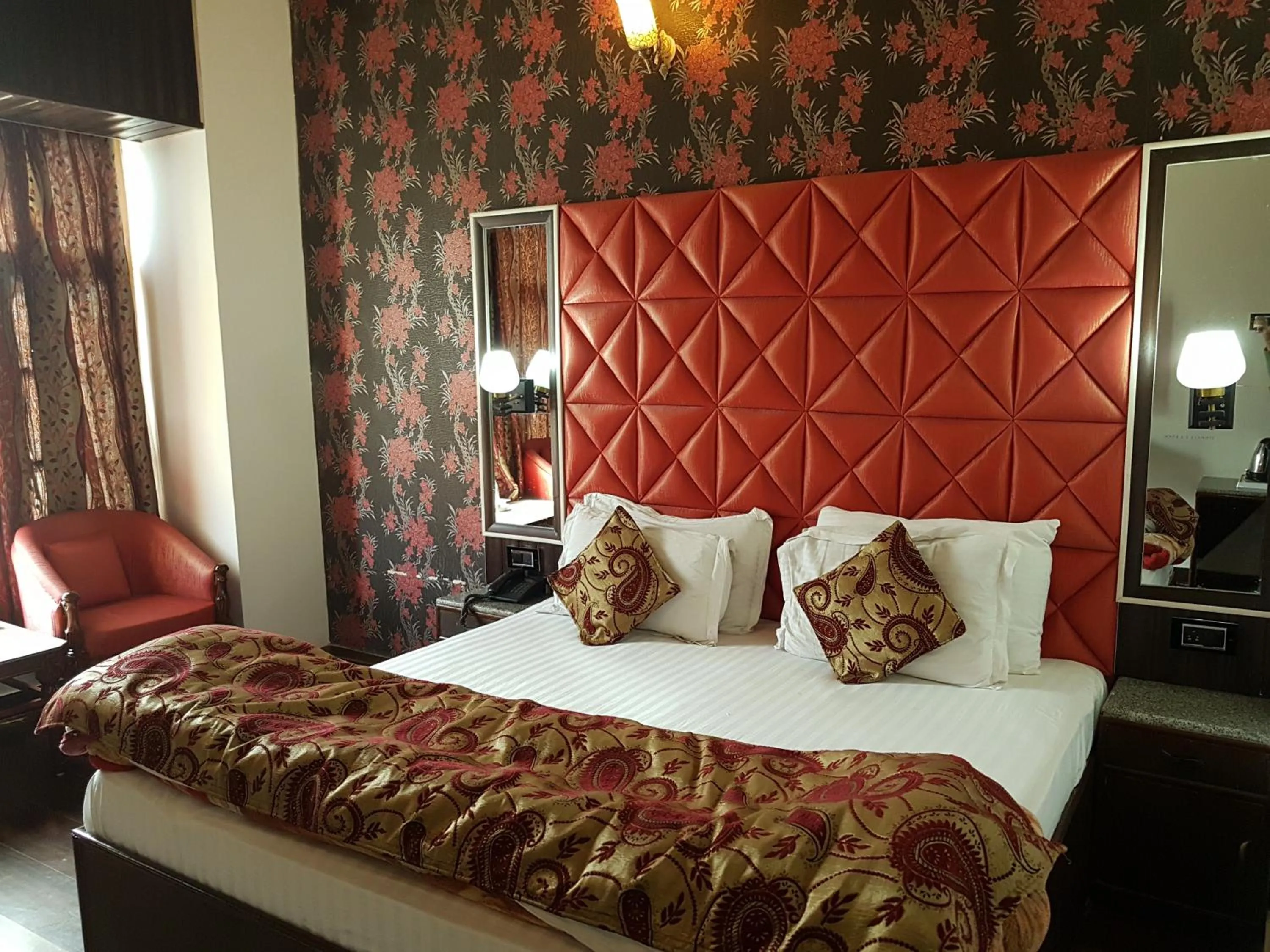 Bed in Sagrika Resort Dalhousie