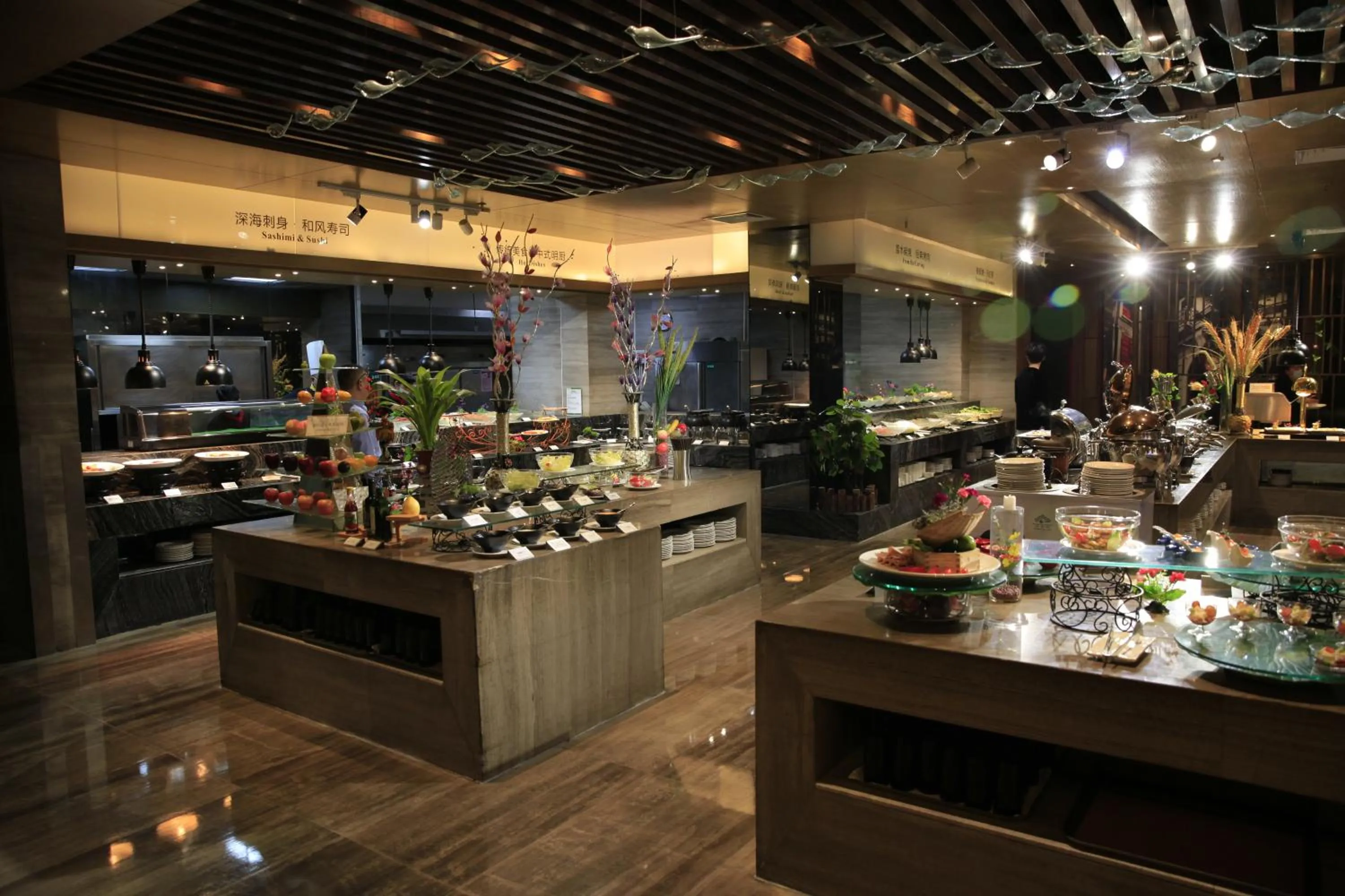 Restaurant/places to eat in Easeland Hotel Guangzhou