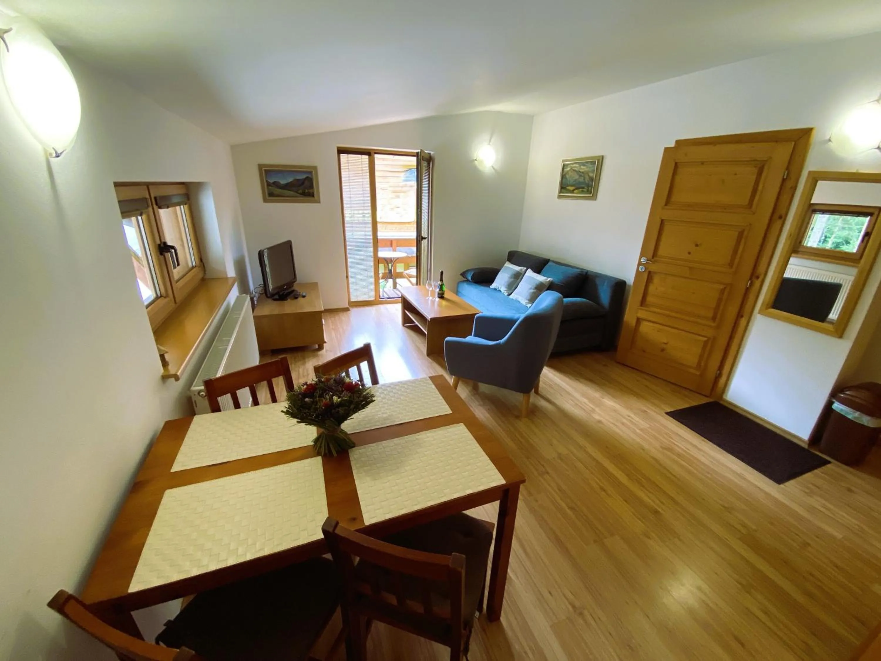 Living room, Bed in Penzión Jozef a apartmány