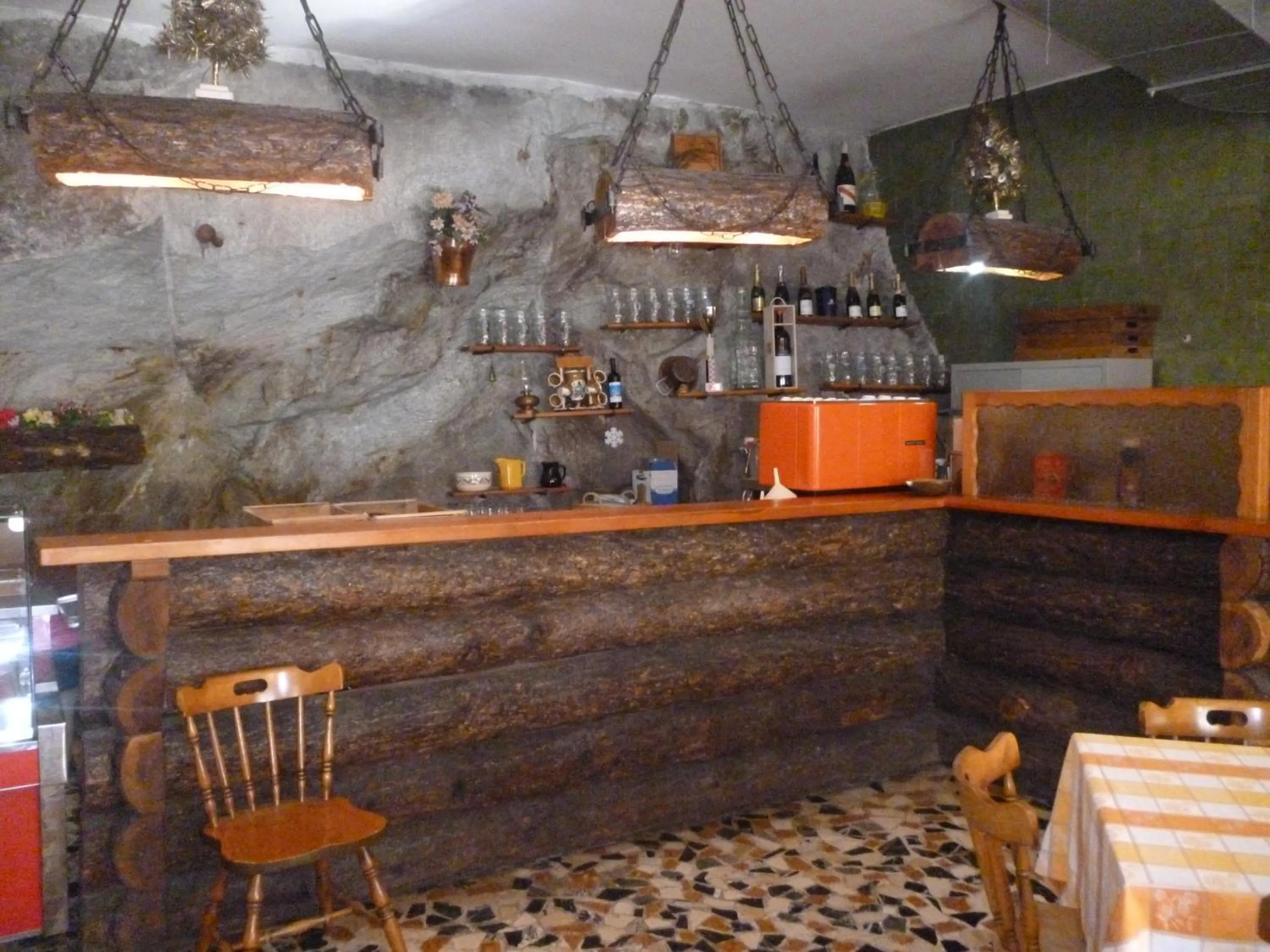 Lounge or bar in Hotel Fior di Roccia