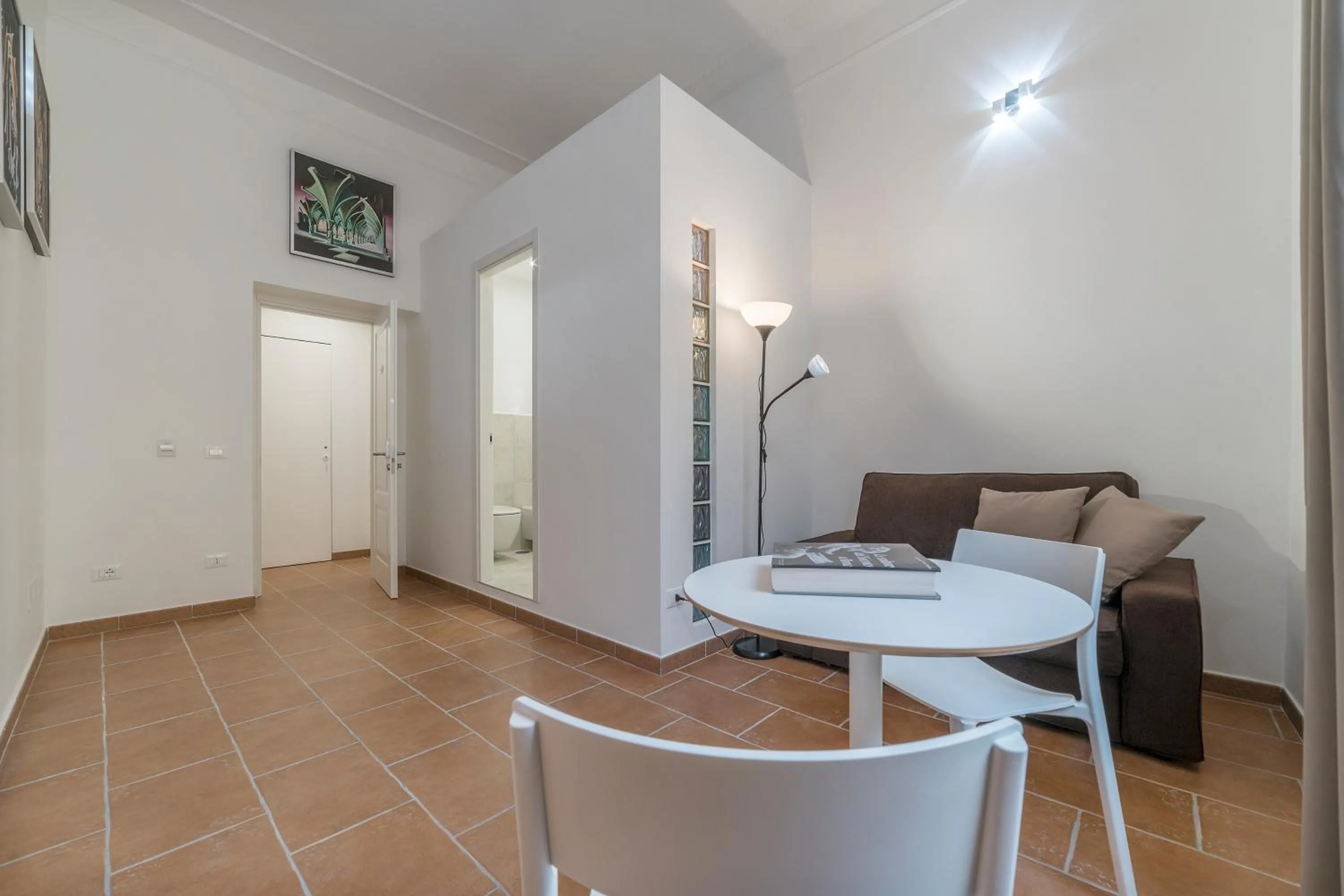 Bed in Appartamento Via Genova