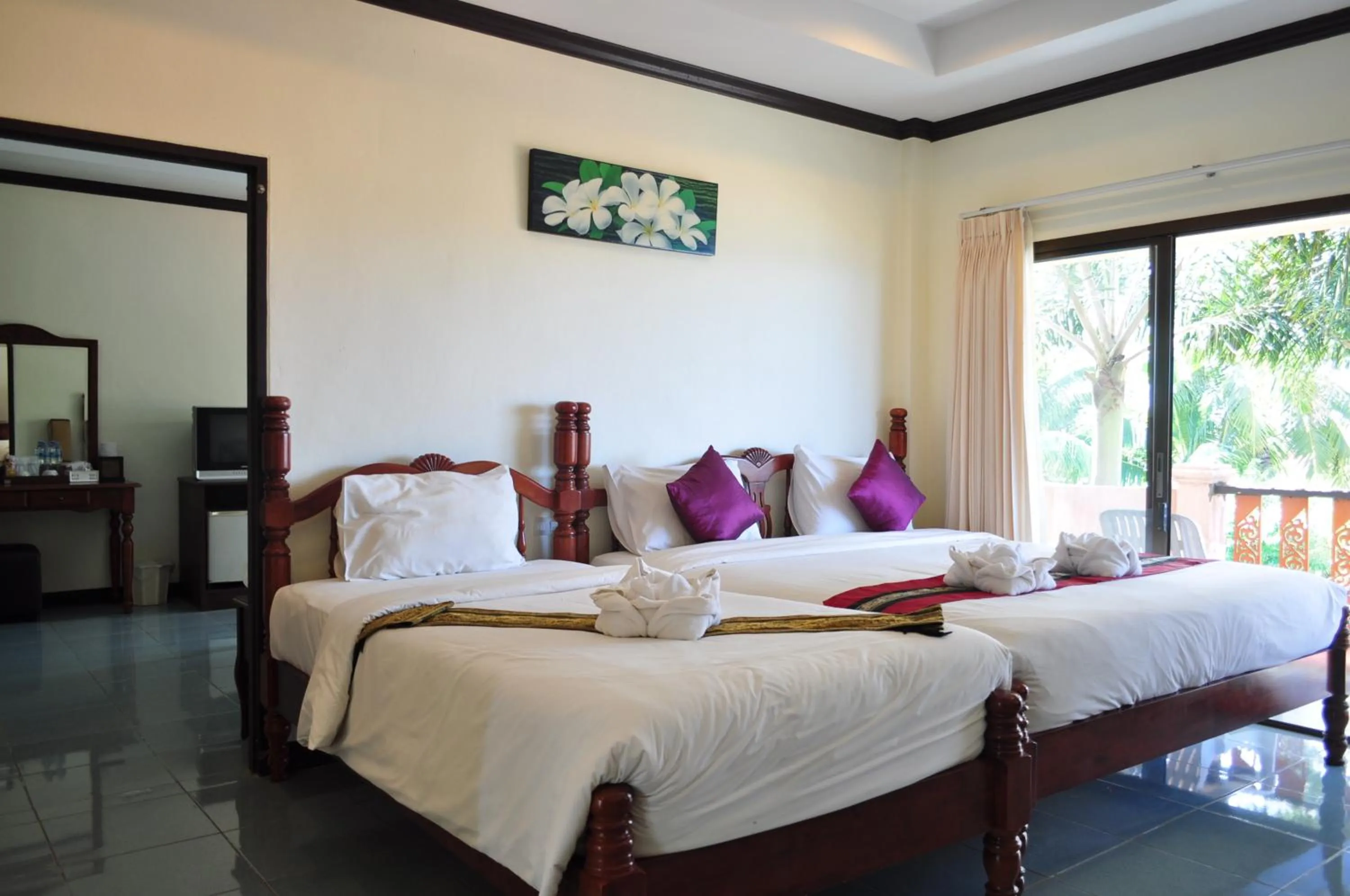 Bedroom, Bed in Lanta Seafront Resort