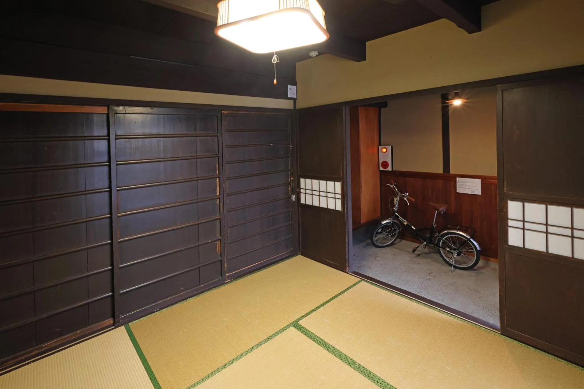 Cycling in Heiankyu-dairi no yado