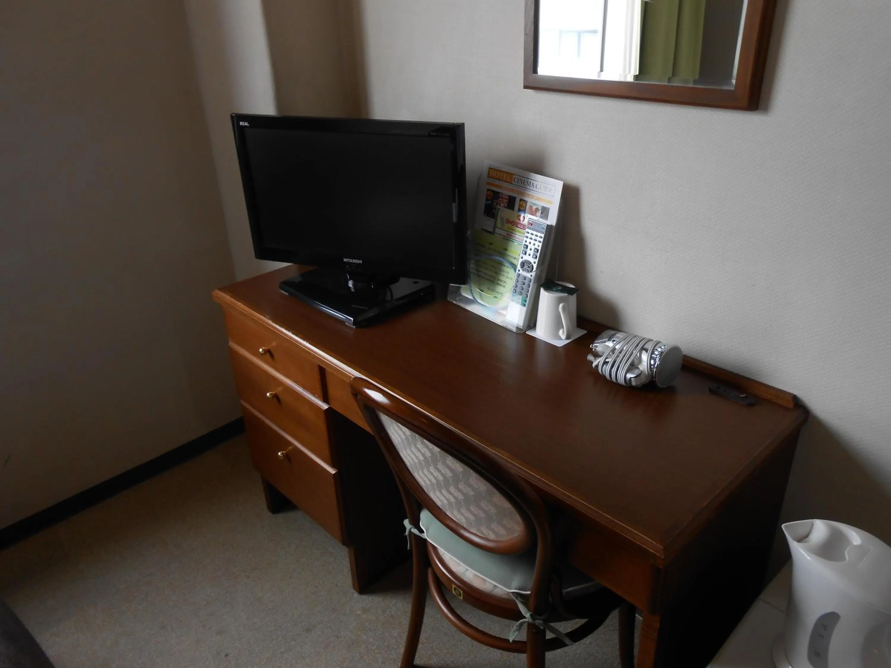 TV and multimedia in Select Inn Mishima