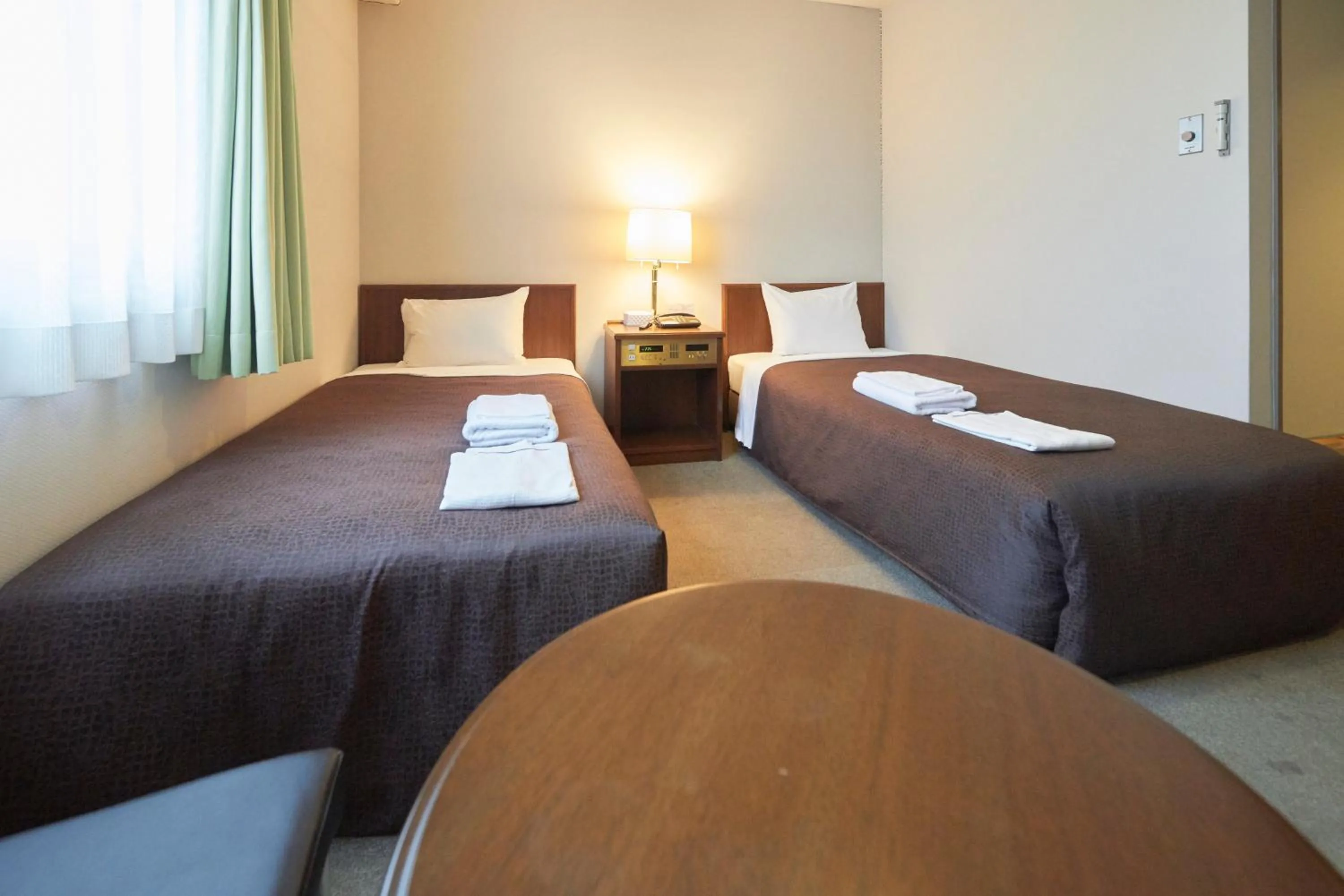 Photo of the whole room, Bed in Select Inn Mishima