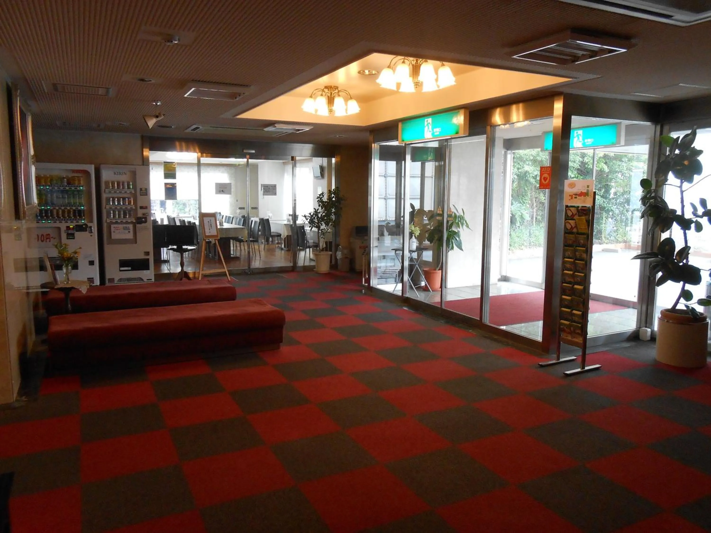 Communal lounge/ TV room in Select Inn Mishima