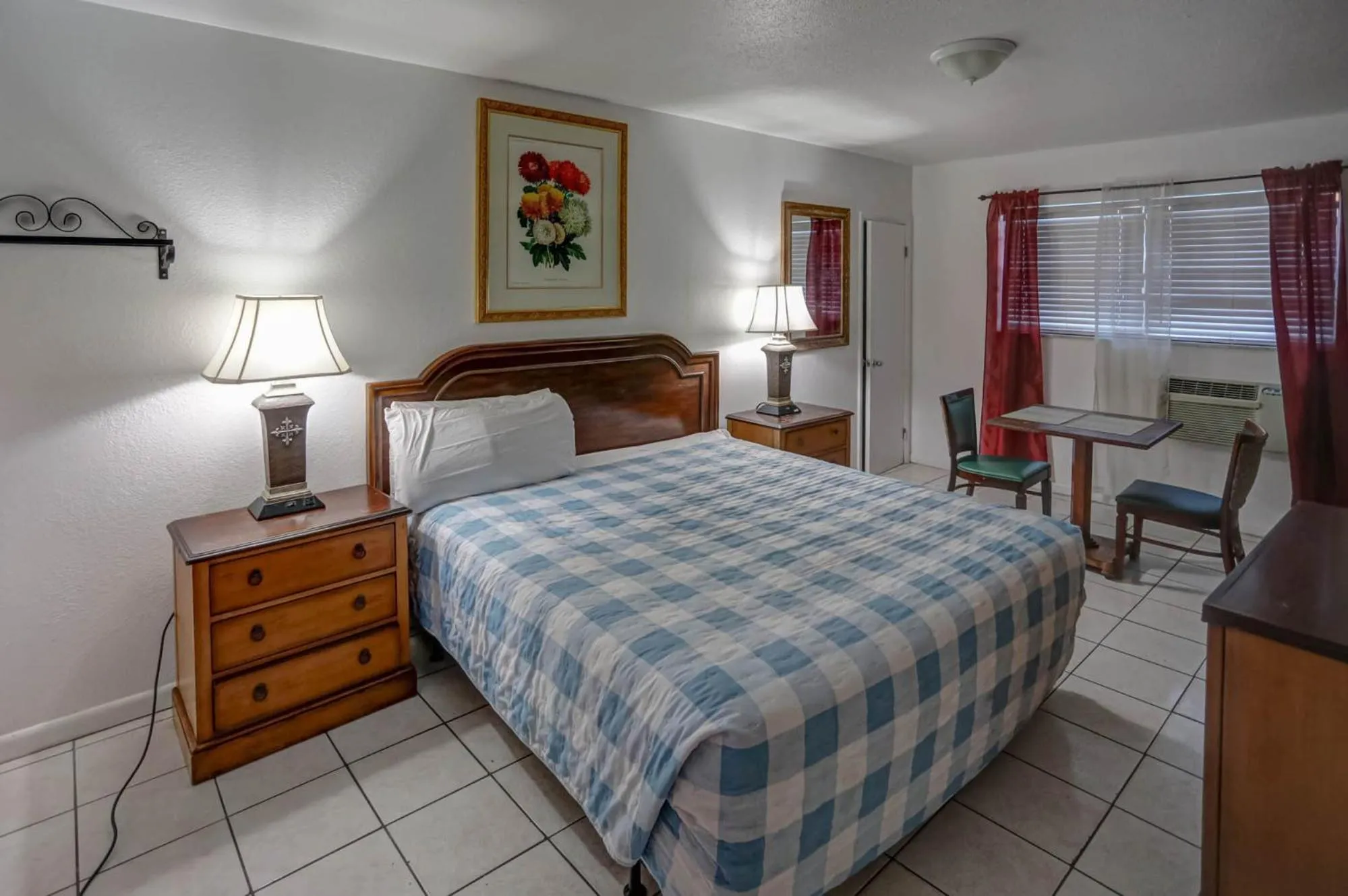 Bed in Green Seas Motel