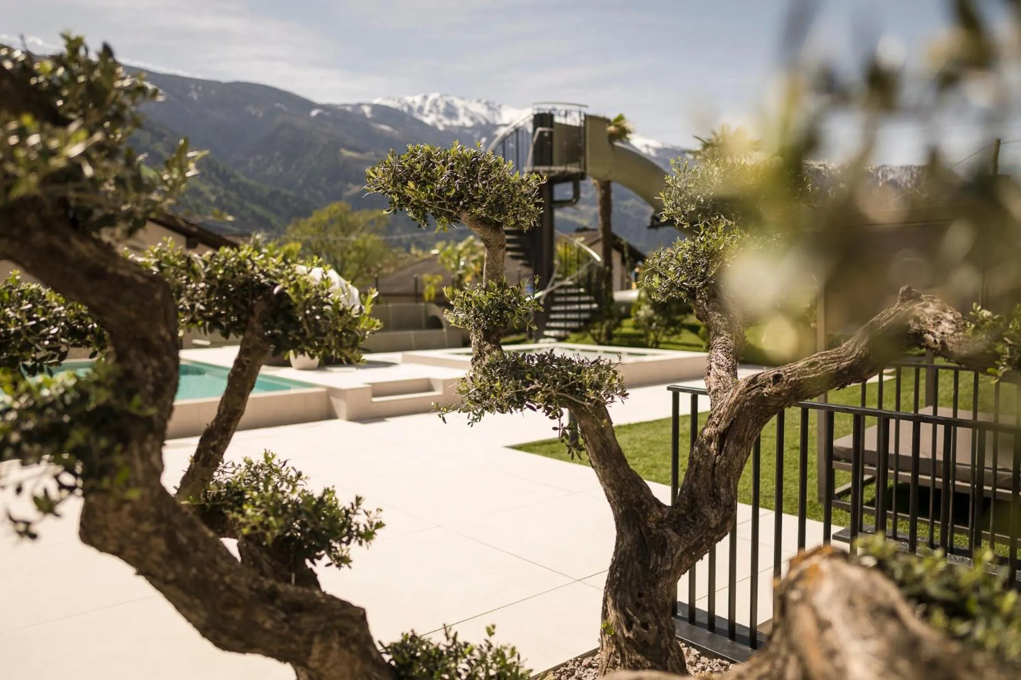 Swimming pool in Amaris Suites