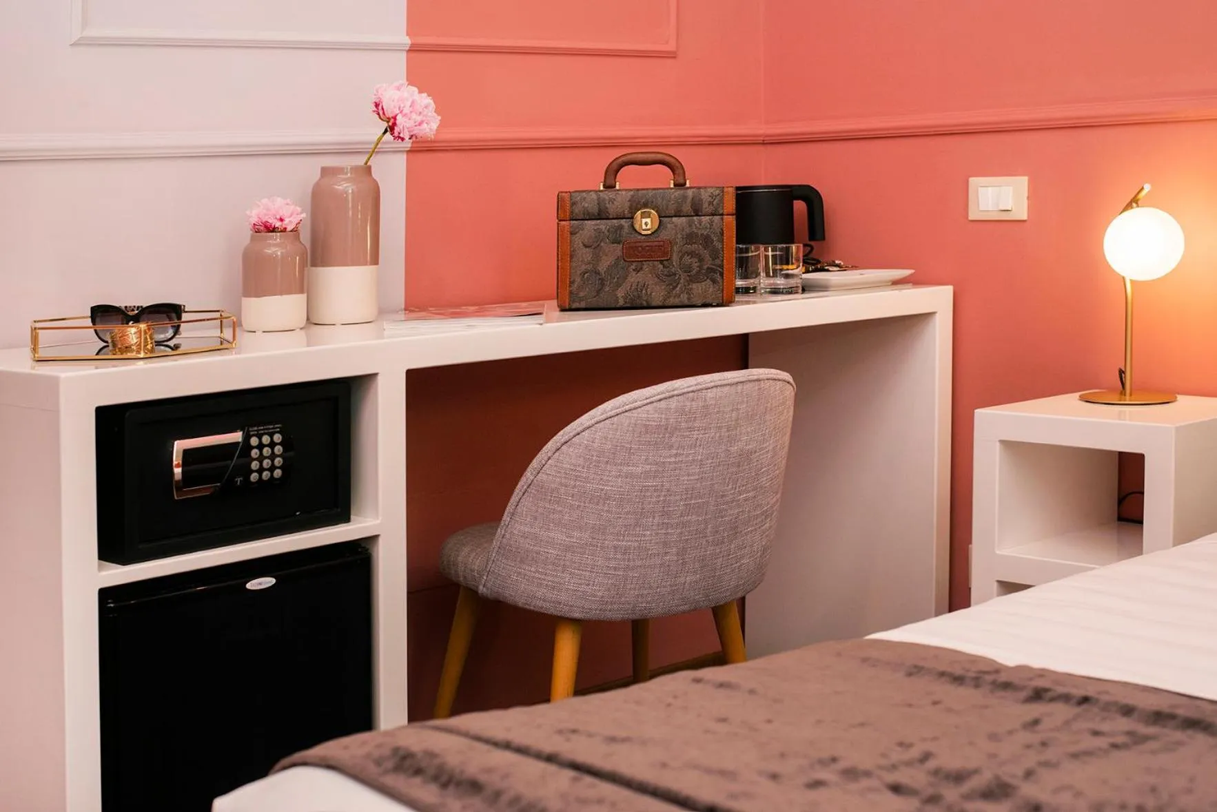Coffee/tea facilities in Town House Campo De Fiori