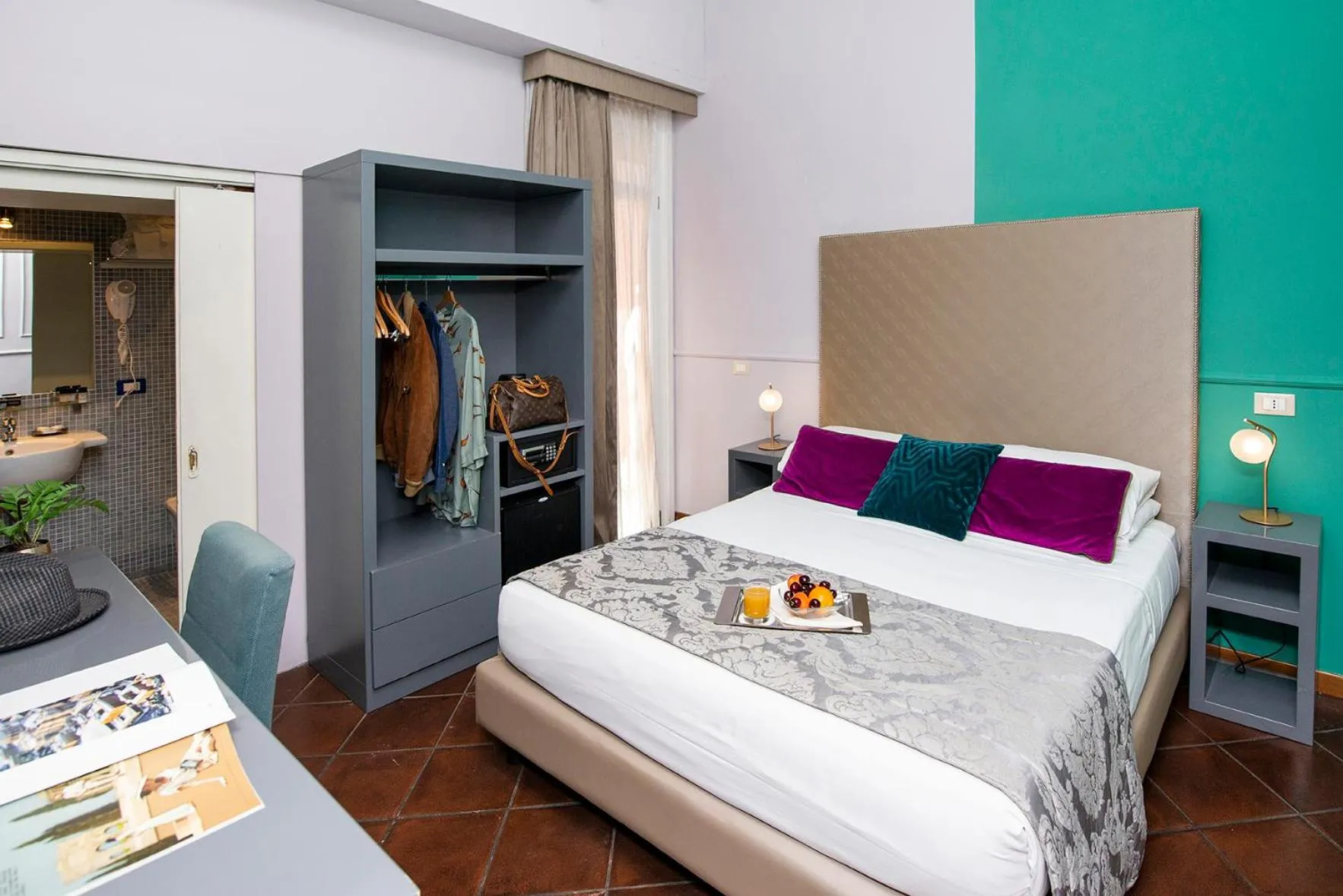 Bed in Town House Campo De Fiori