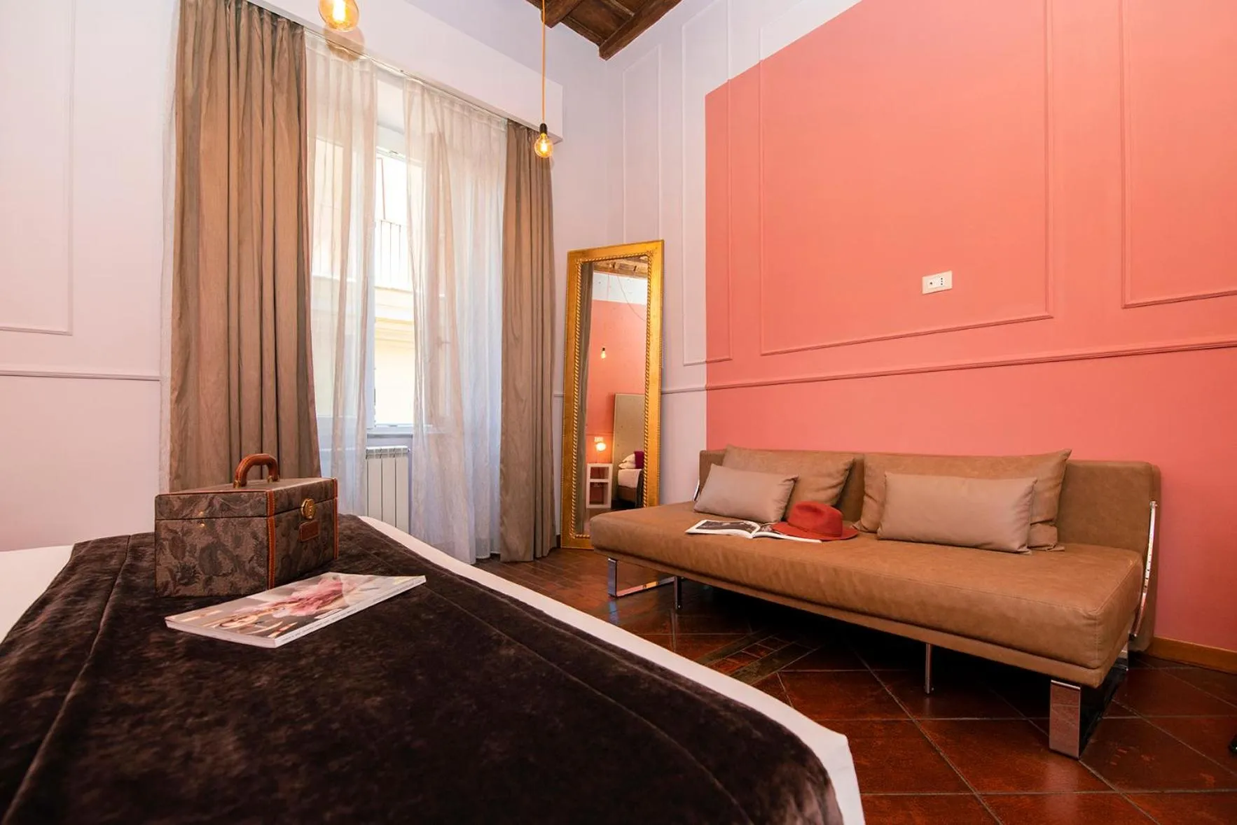 Bed in Town House Campo De Fiori