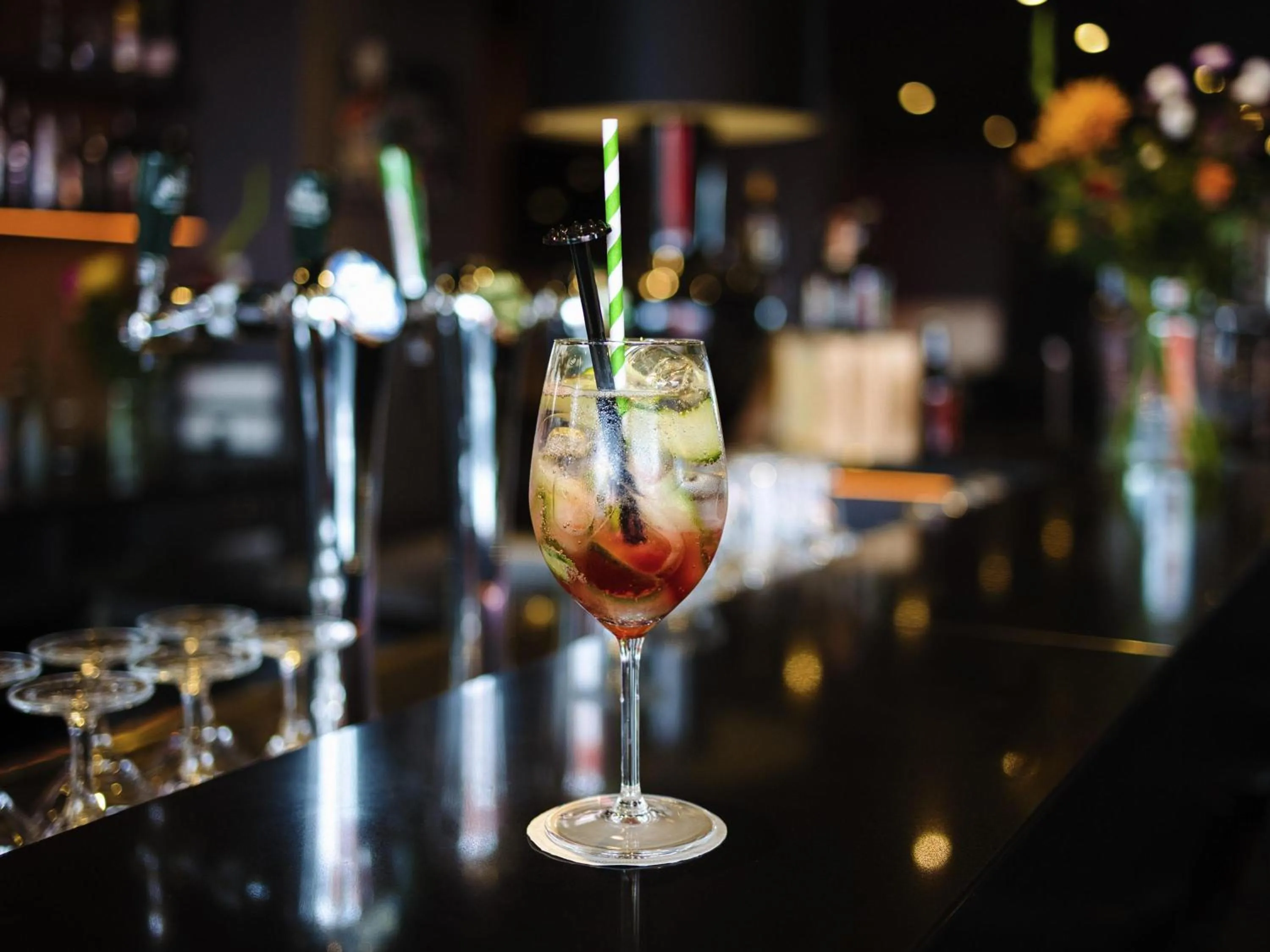 Lounge or bar in Mercure Hotel Amersfoort Centre