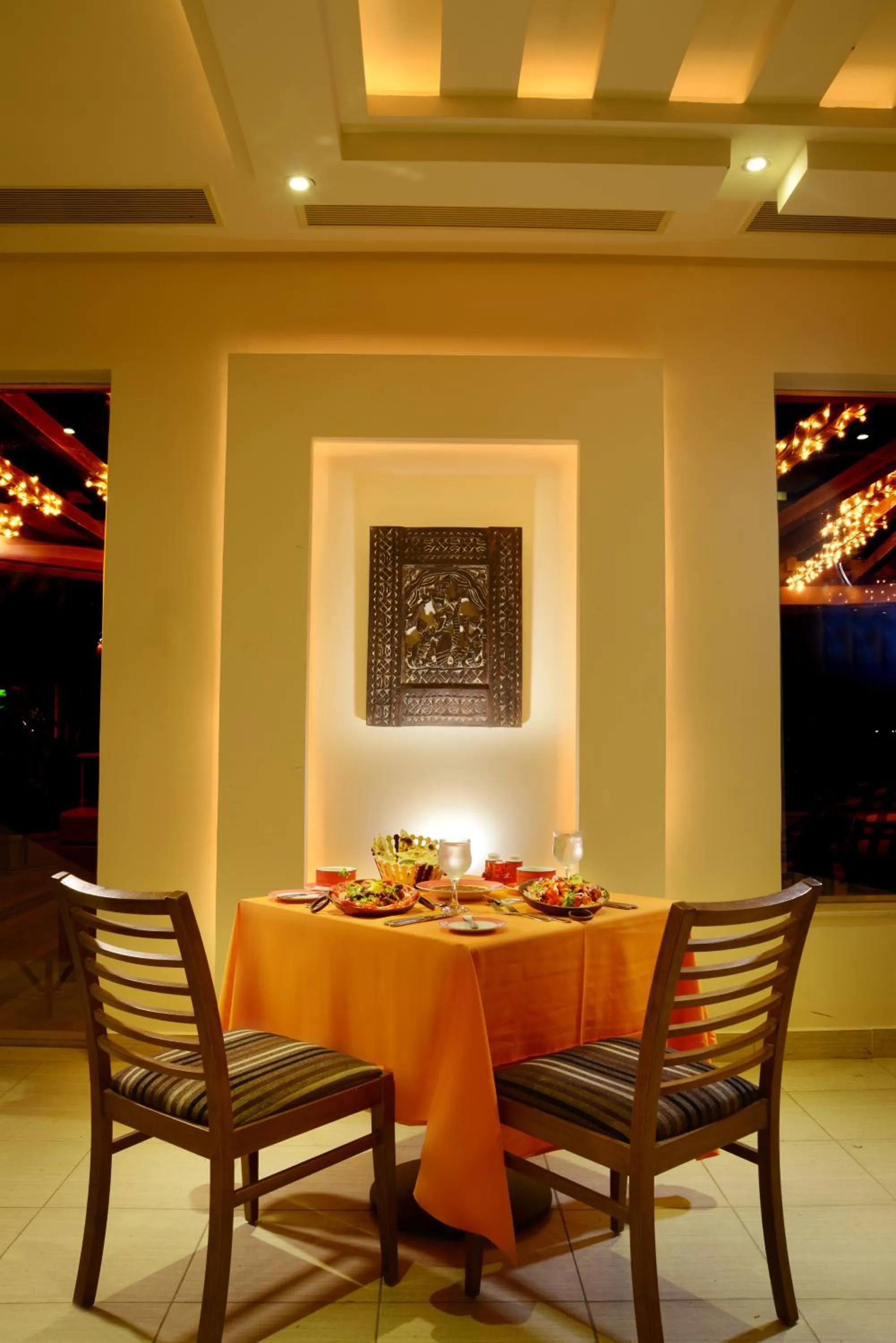 Restaurant/places to eat in Charmillion Club Aquapark