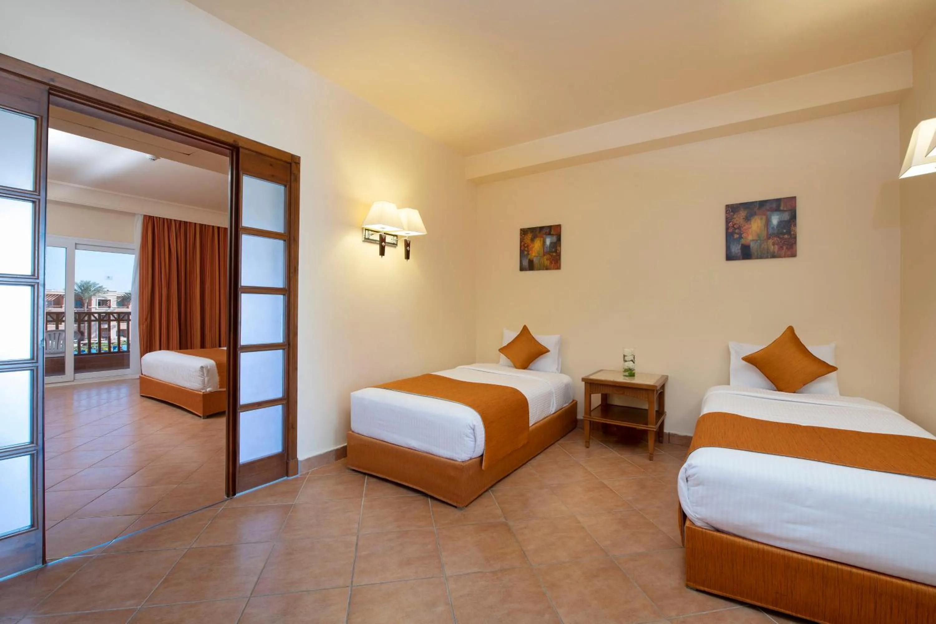 Bedroom, Bed in Charmillion Club Aquapark