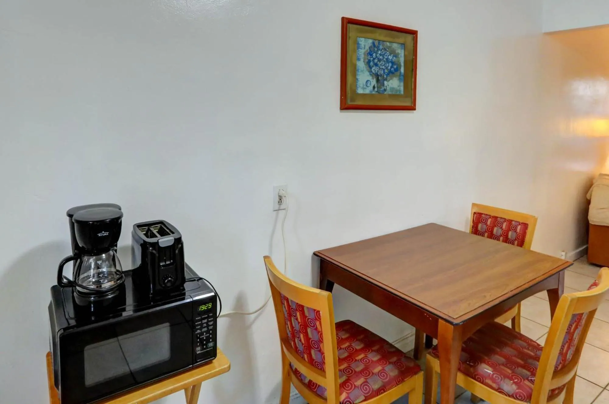 Richard's Motel Extended Stay