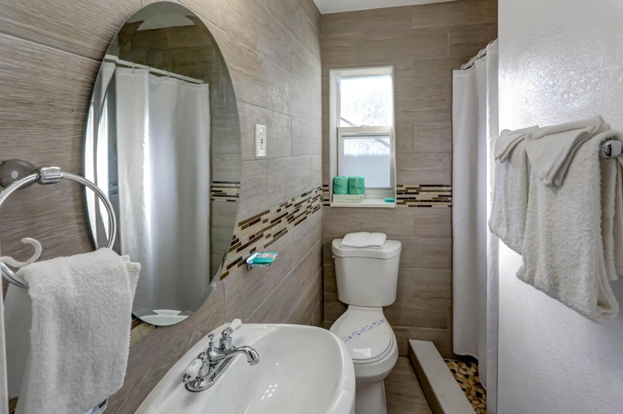 Richard's Motel Extended Stay