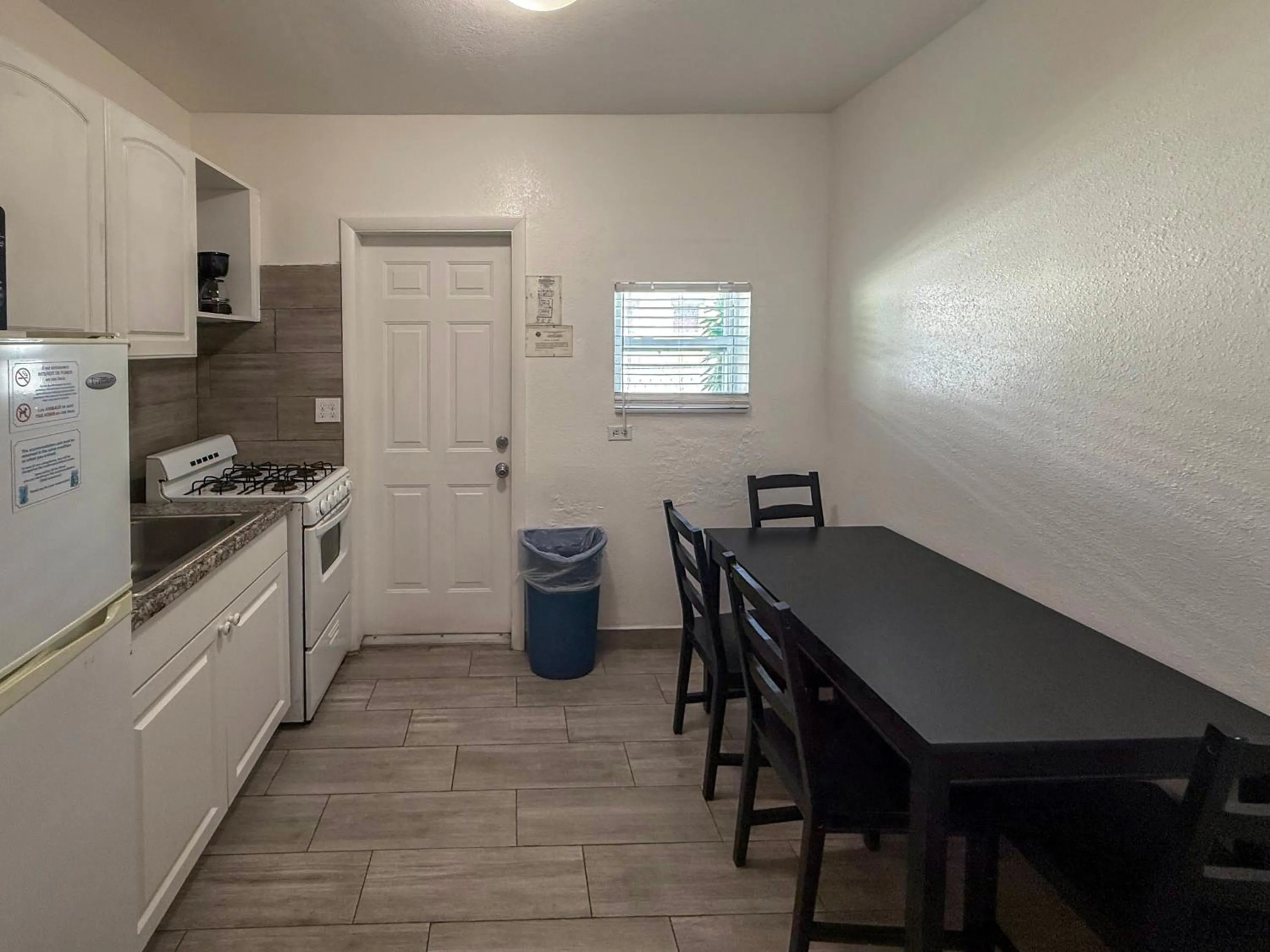 Richard's Motel Extended Stay