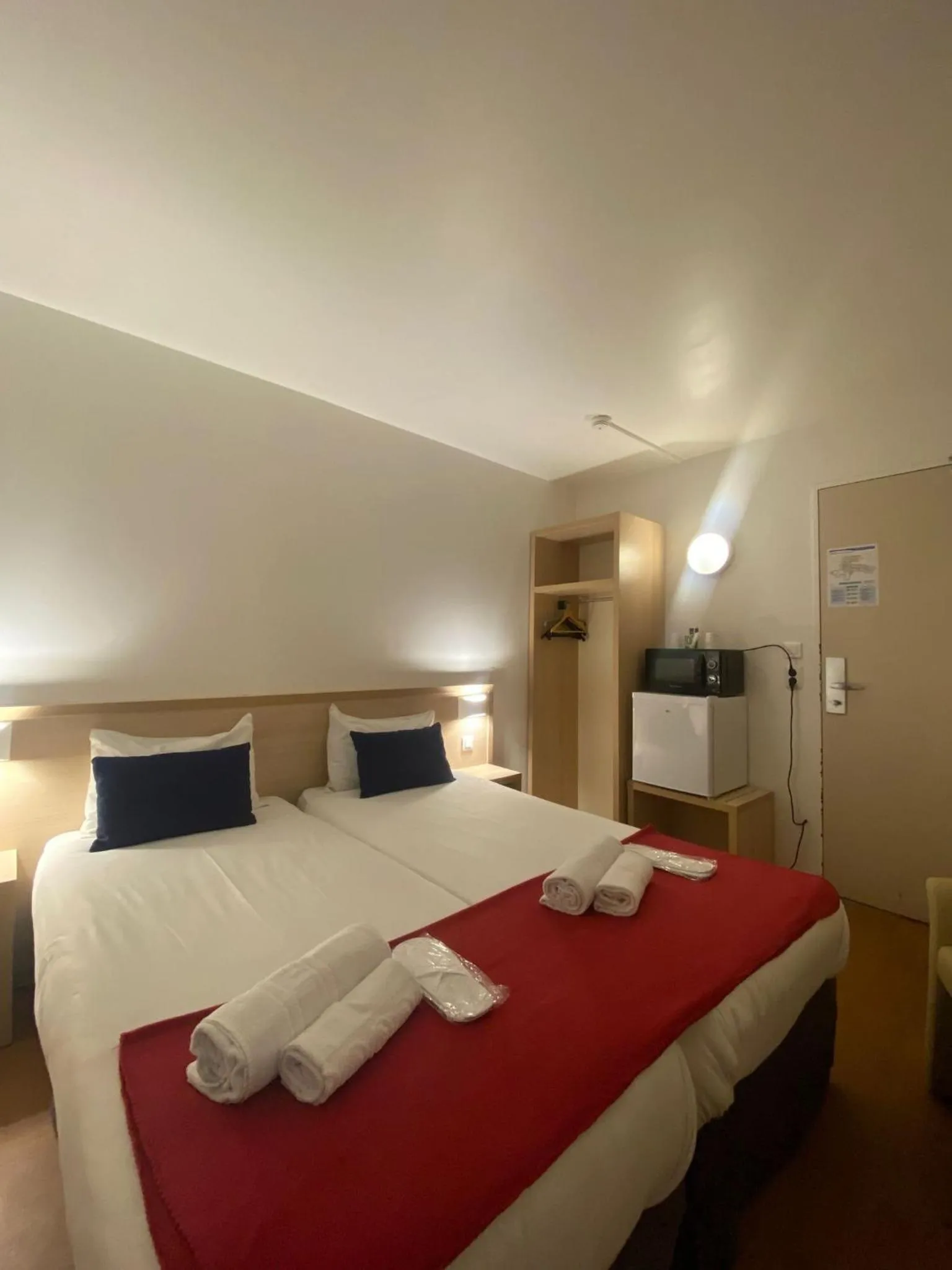 Bed in Budget Hotel Melun Sud - Dammarie Les Lys