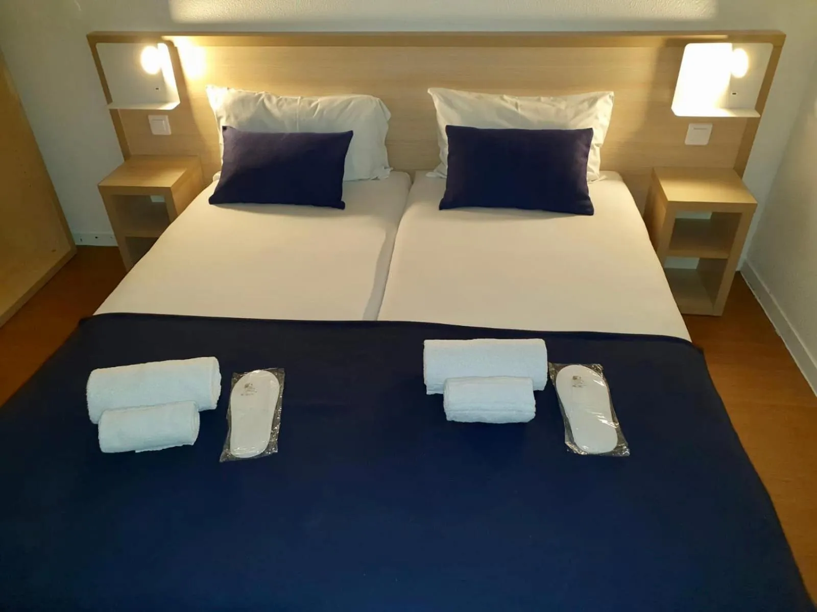 Bed in Budget Hotel Melun Sud - Dammarie Les Lys