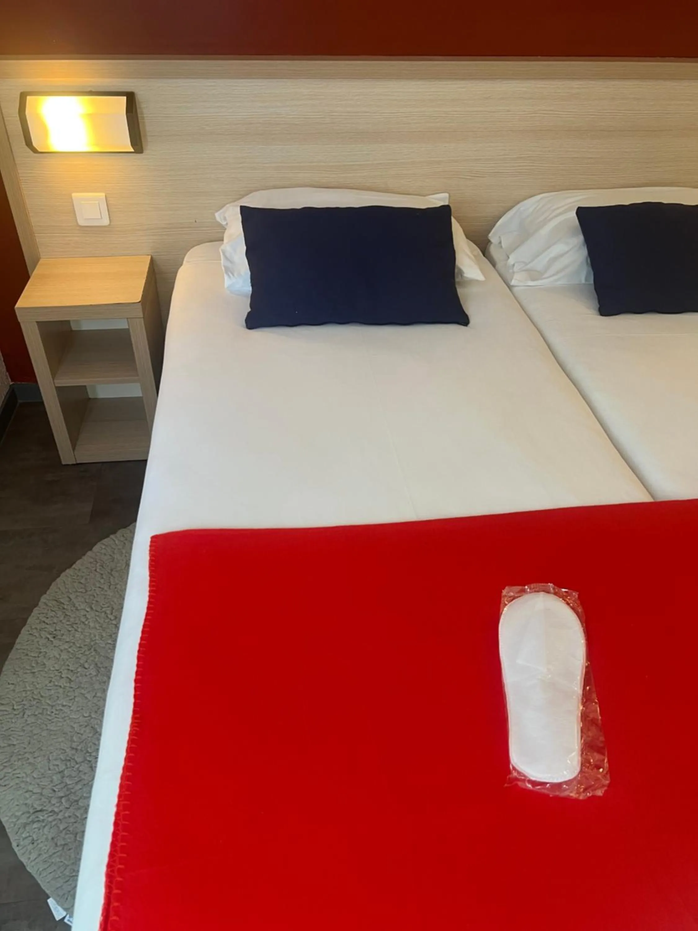 Bed in Budget Hotel Melun Sud - Dammarie Les Lys