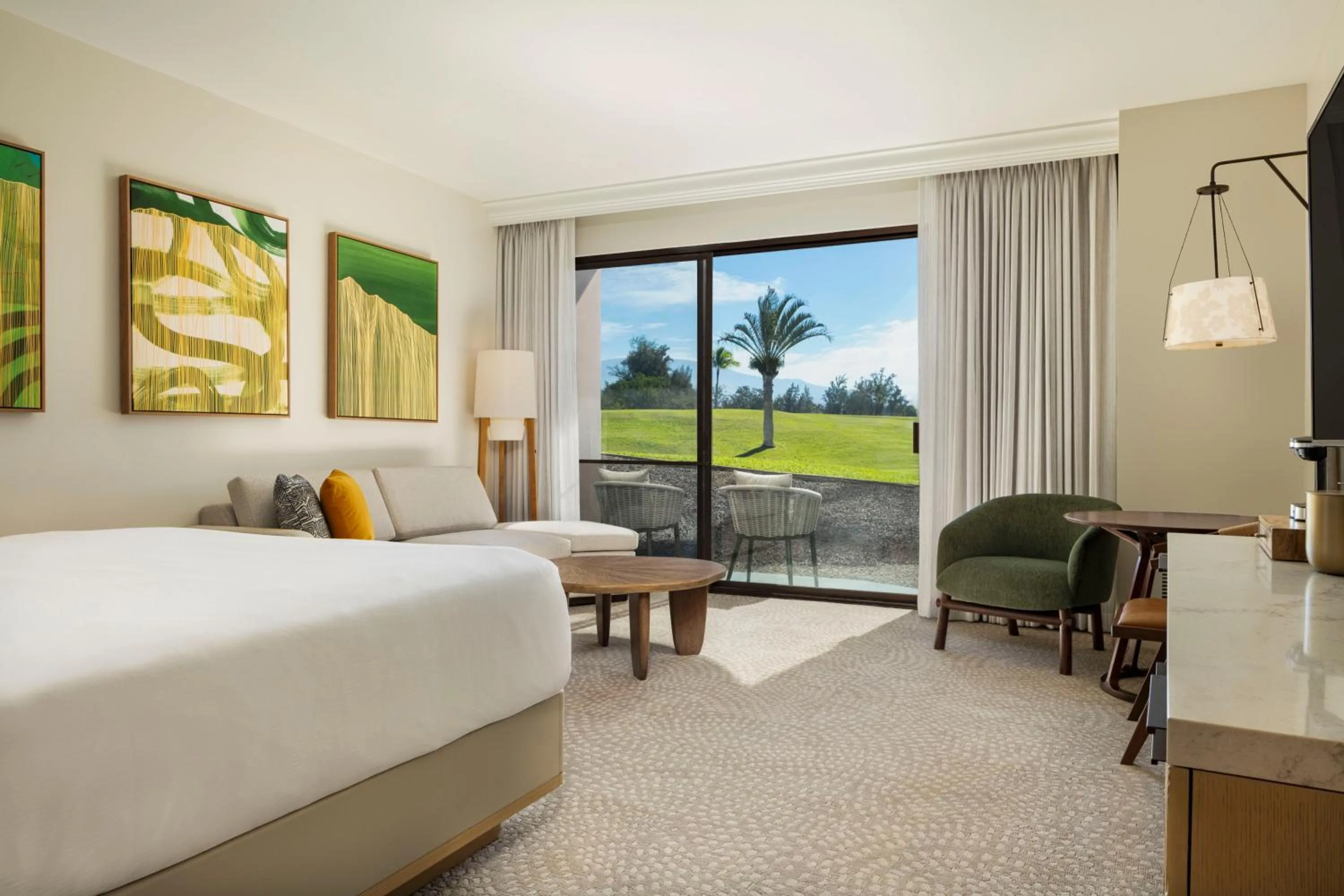 View (from property/room), Bed in Hilton Waikoloa Village