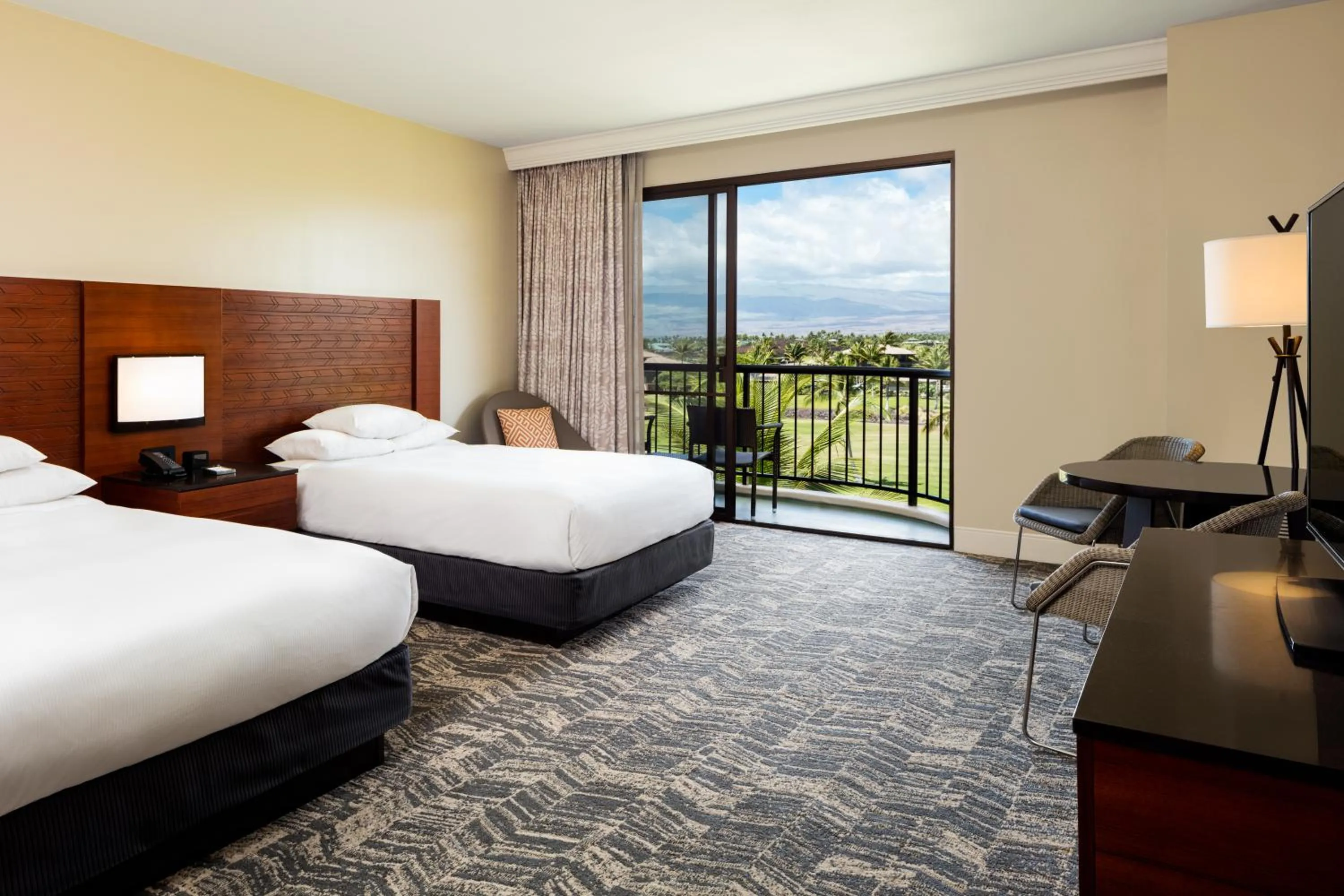 Bed in Hilton Waikoloa Village