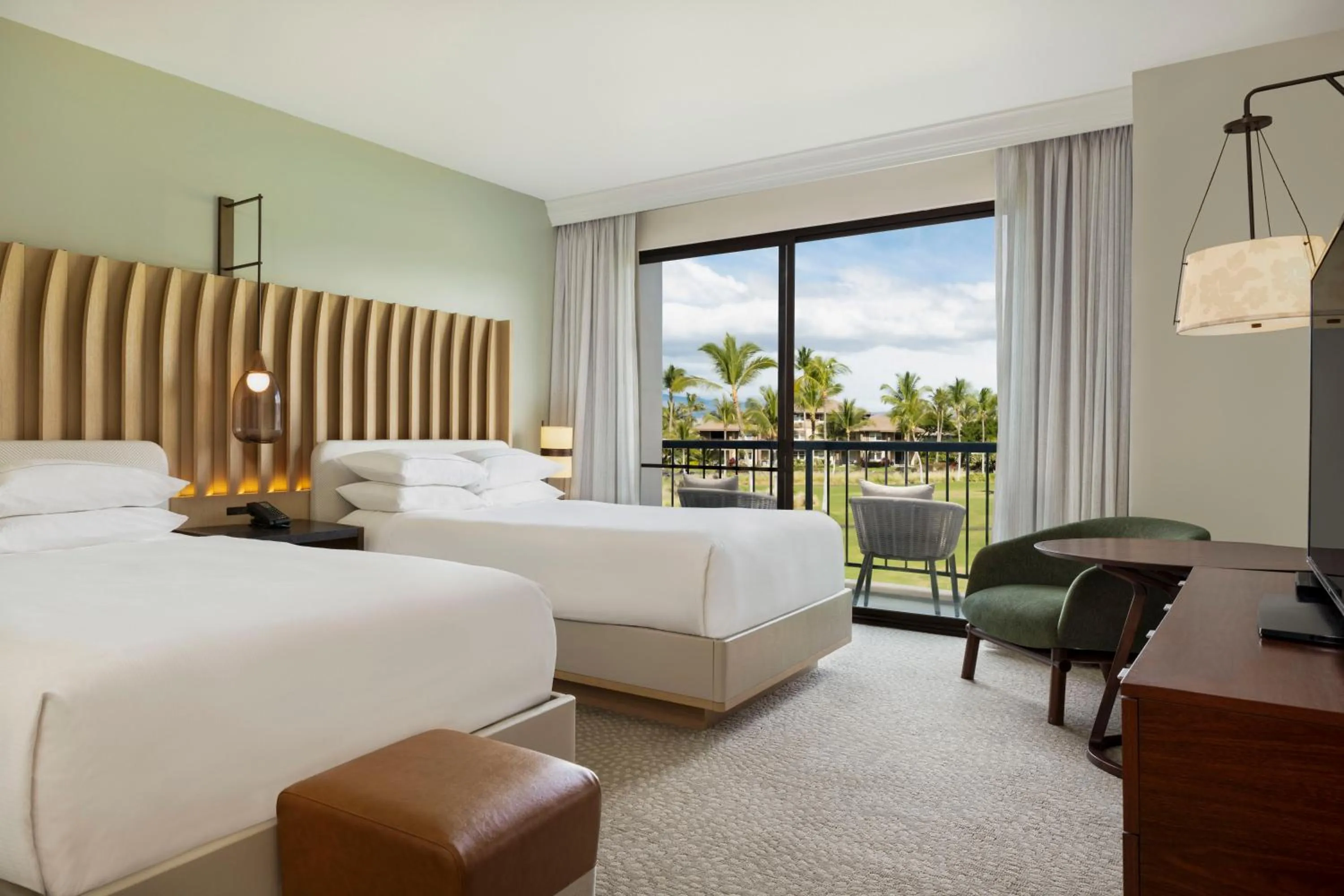 Bed in Hilton Waikoloa Village