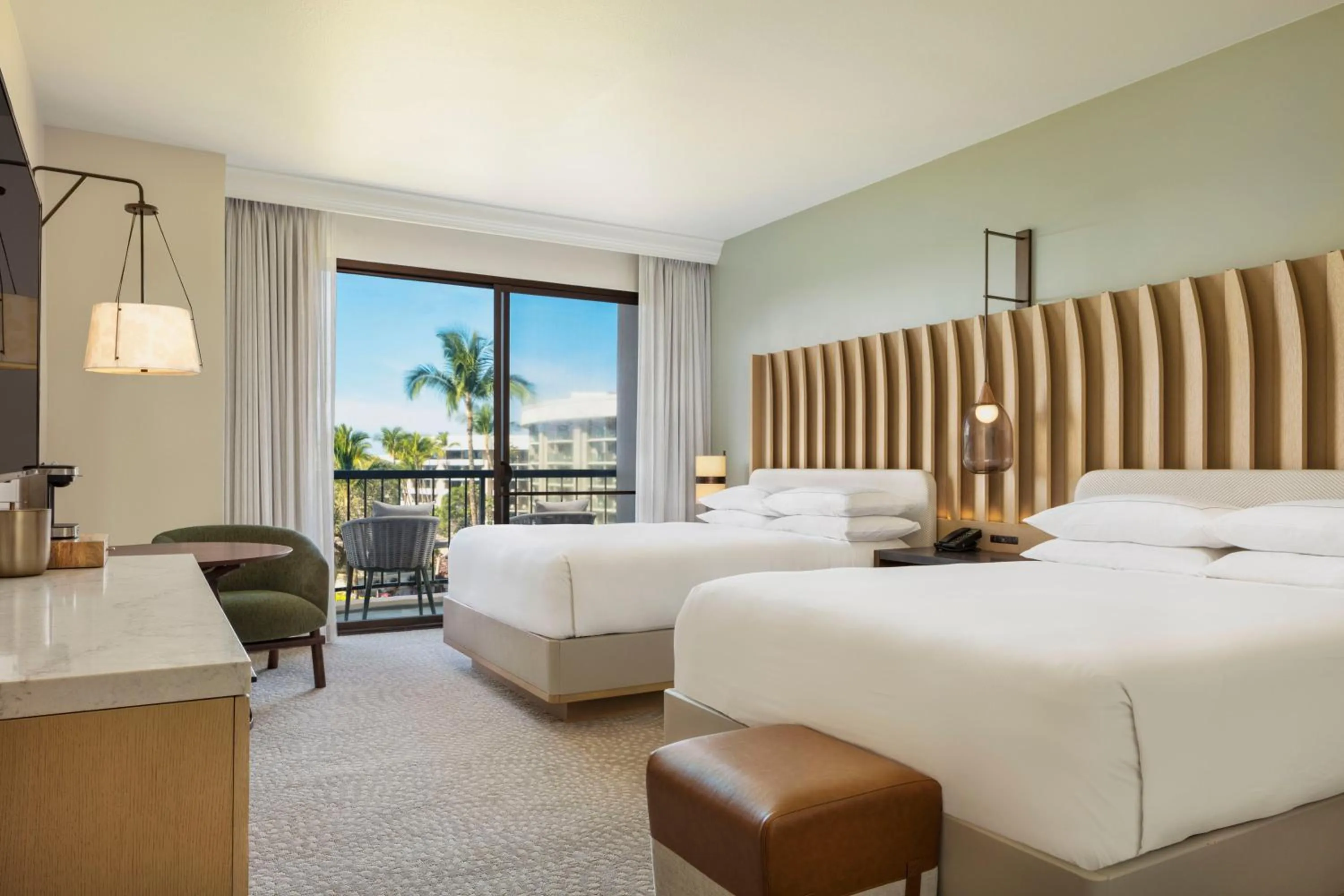 Bed in Hilton Waikoloa Village