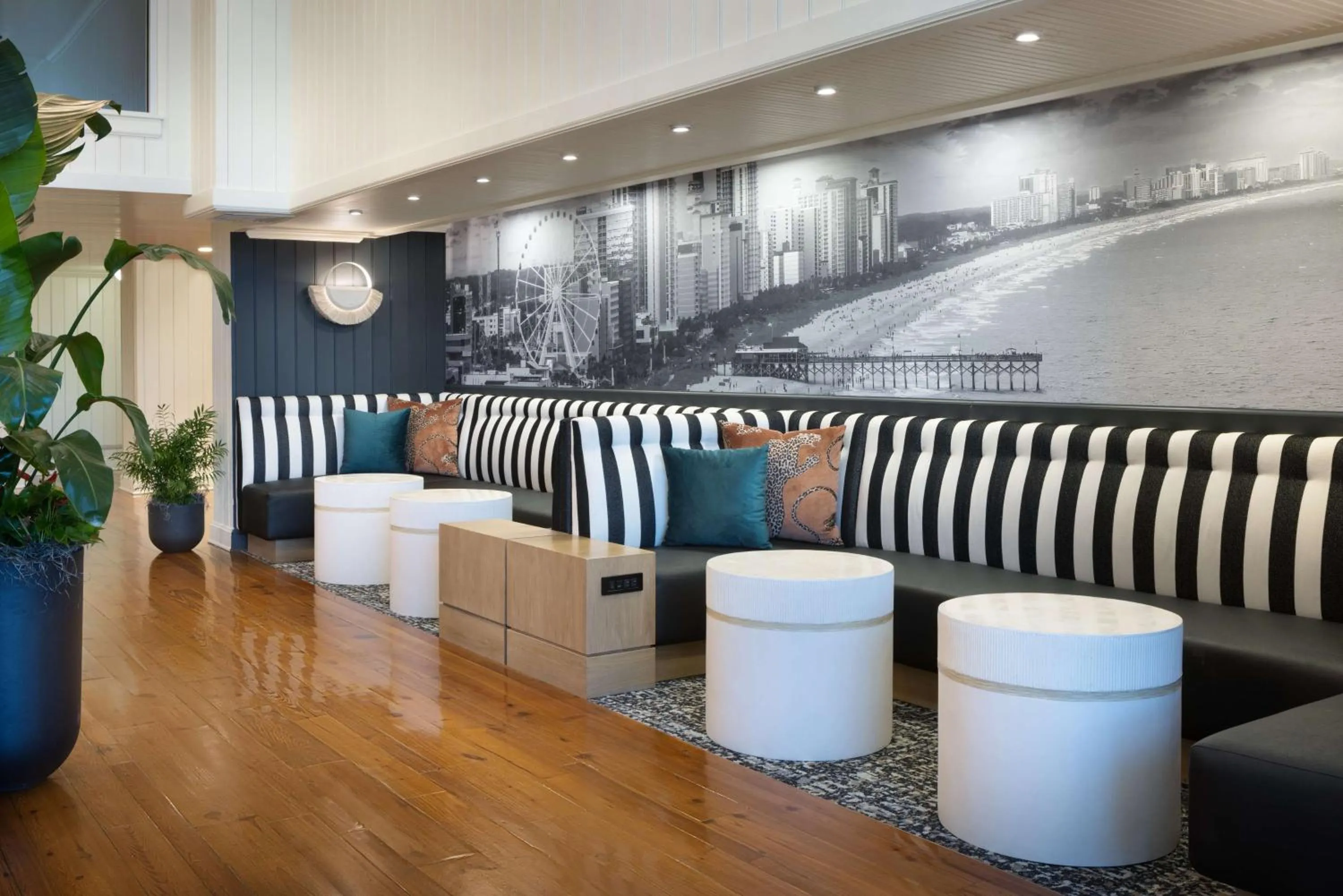 Lobby or reception in Hampton Inn & Suites Myrtle Beach Oceanfront