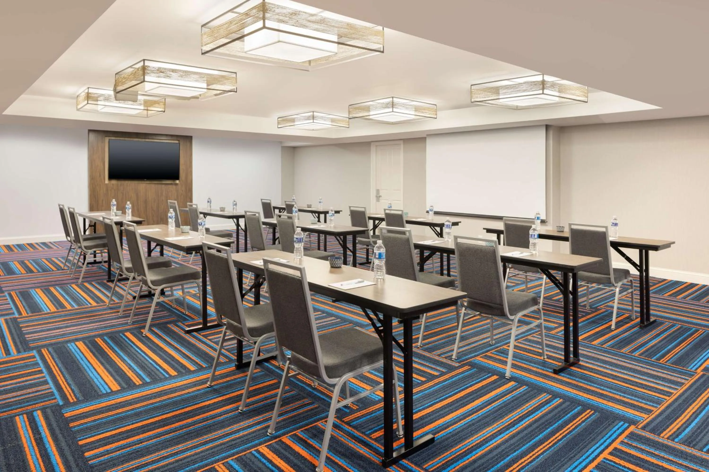 Meeting/conference room in Hampton Inn & Suites Myrtle Beach Oceanfront