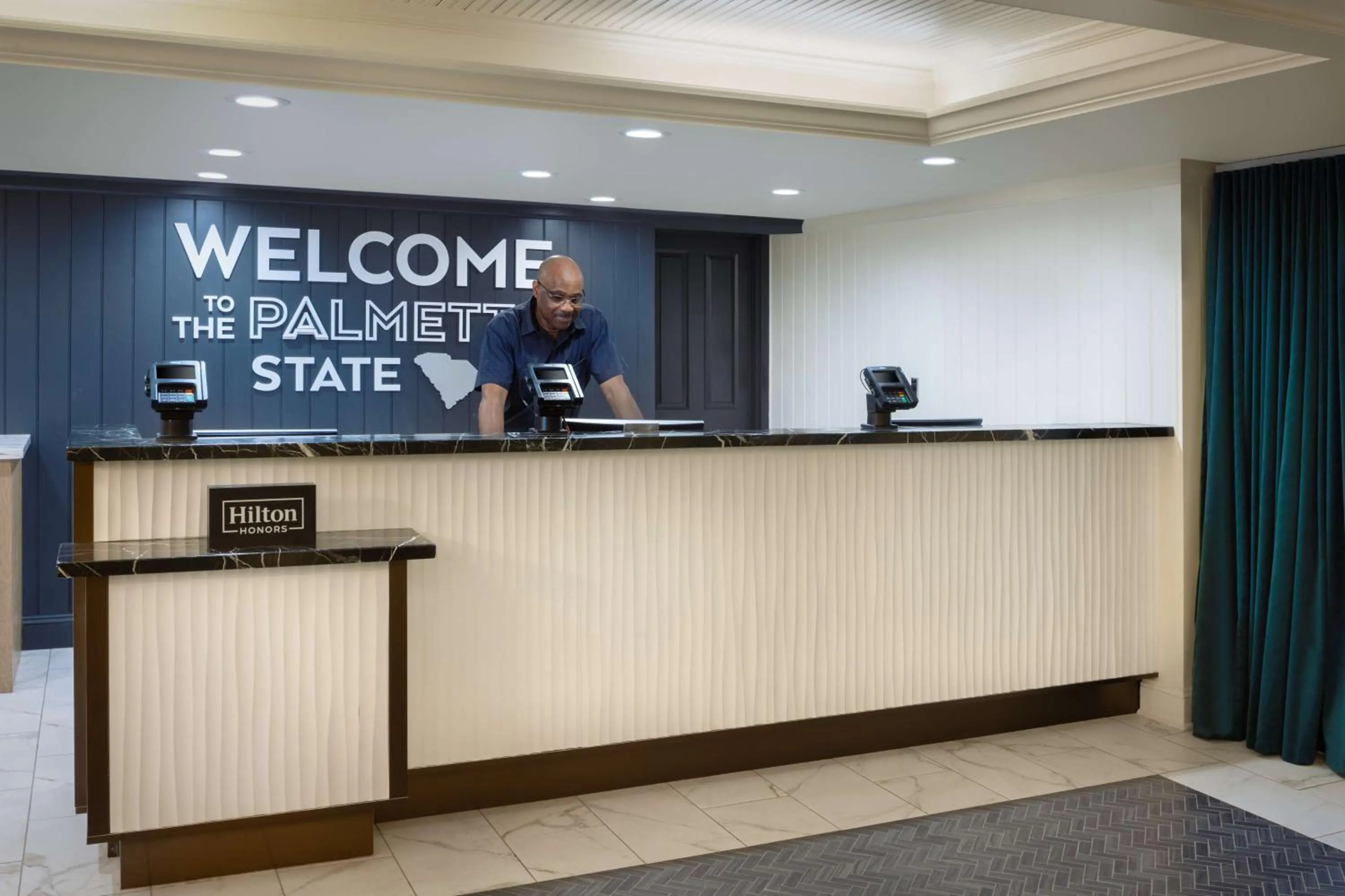 Lobby or reception in Hampton Inn & Suites Myrtle Beach Oceanfront
