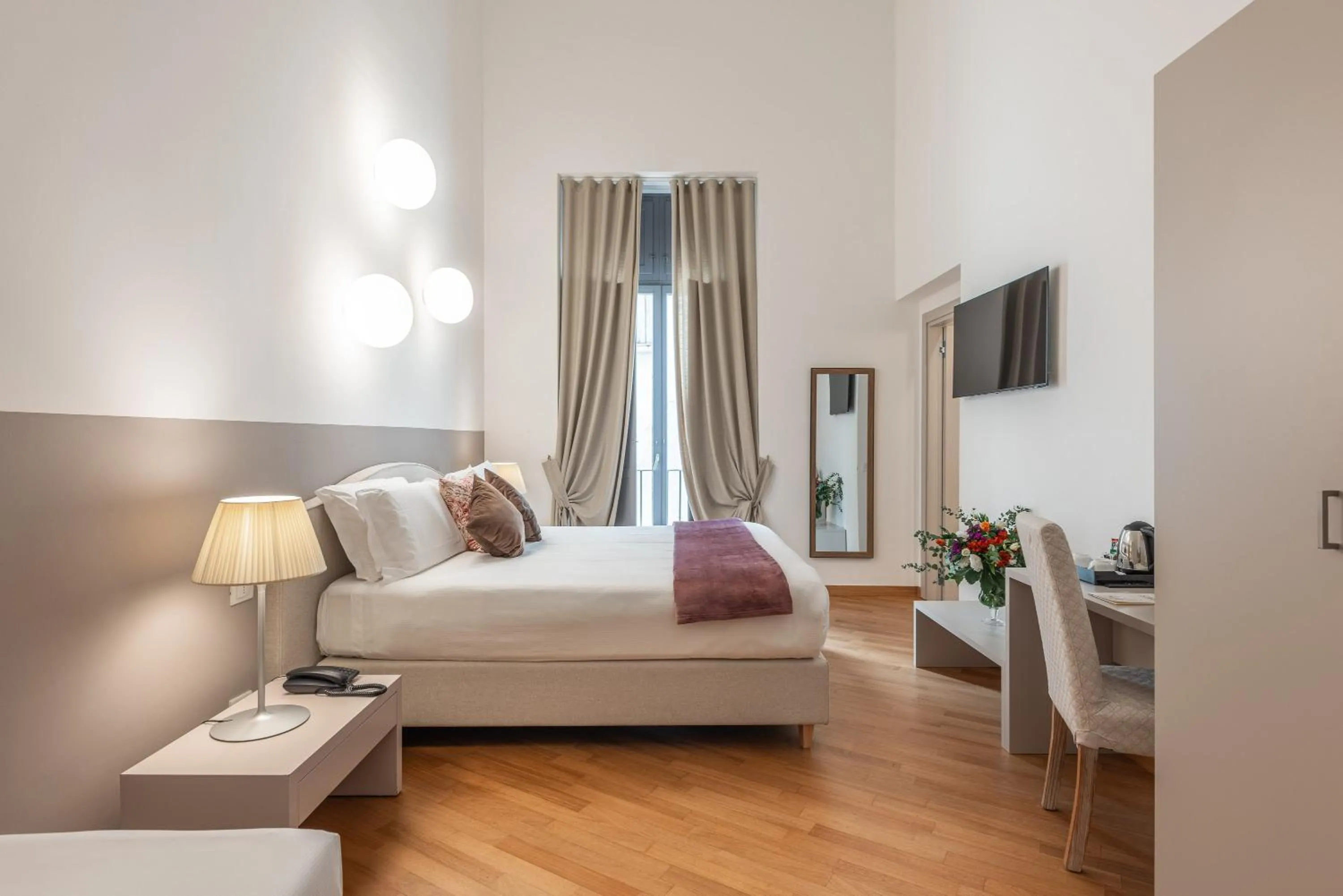 TV and multimedia, Bed in Palazzo Indelli