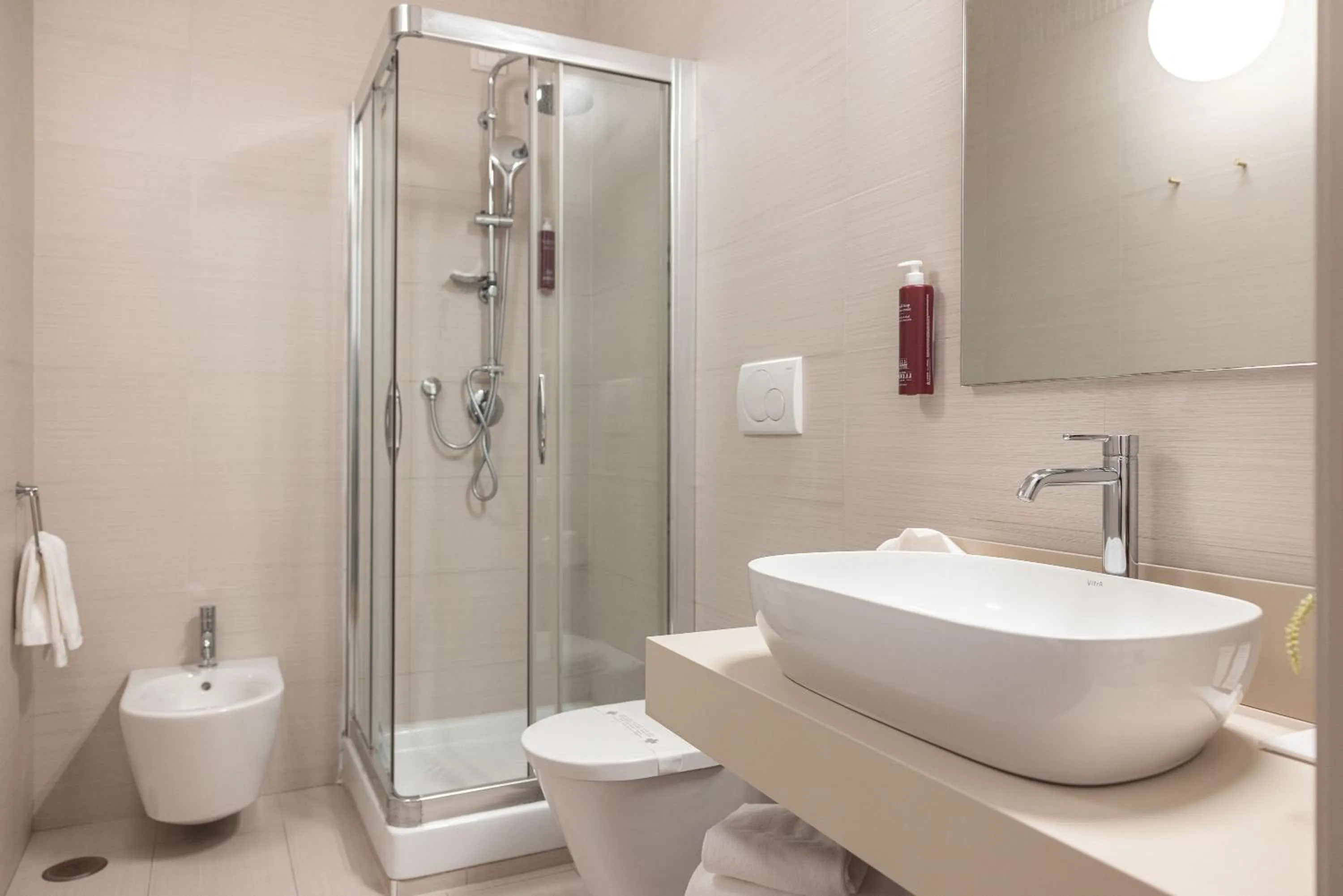 Shower in Palazzo Indelli