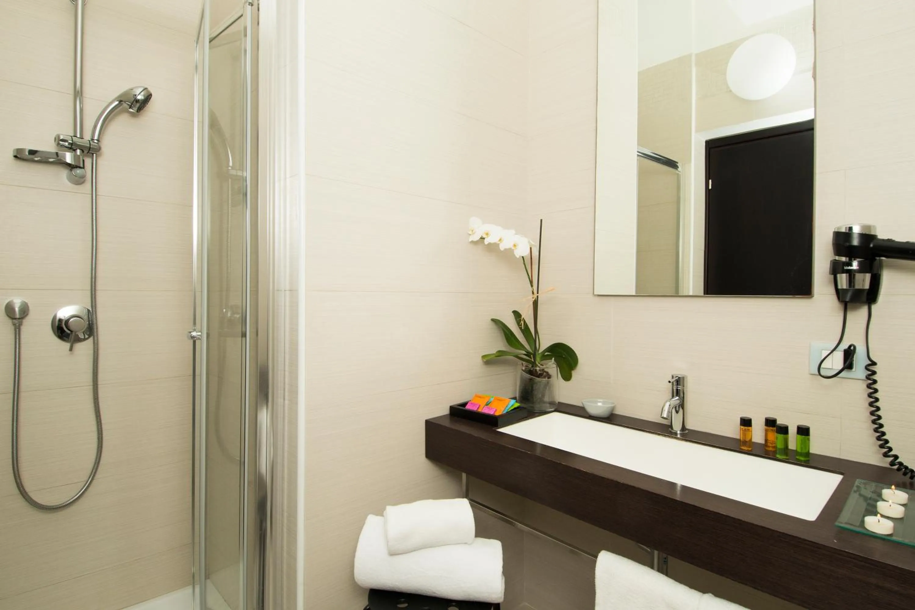 Shower in Palazzo Indelli