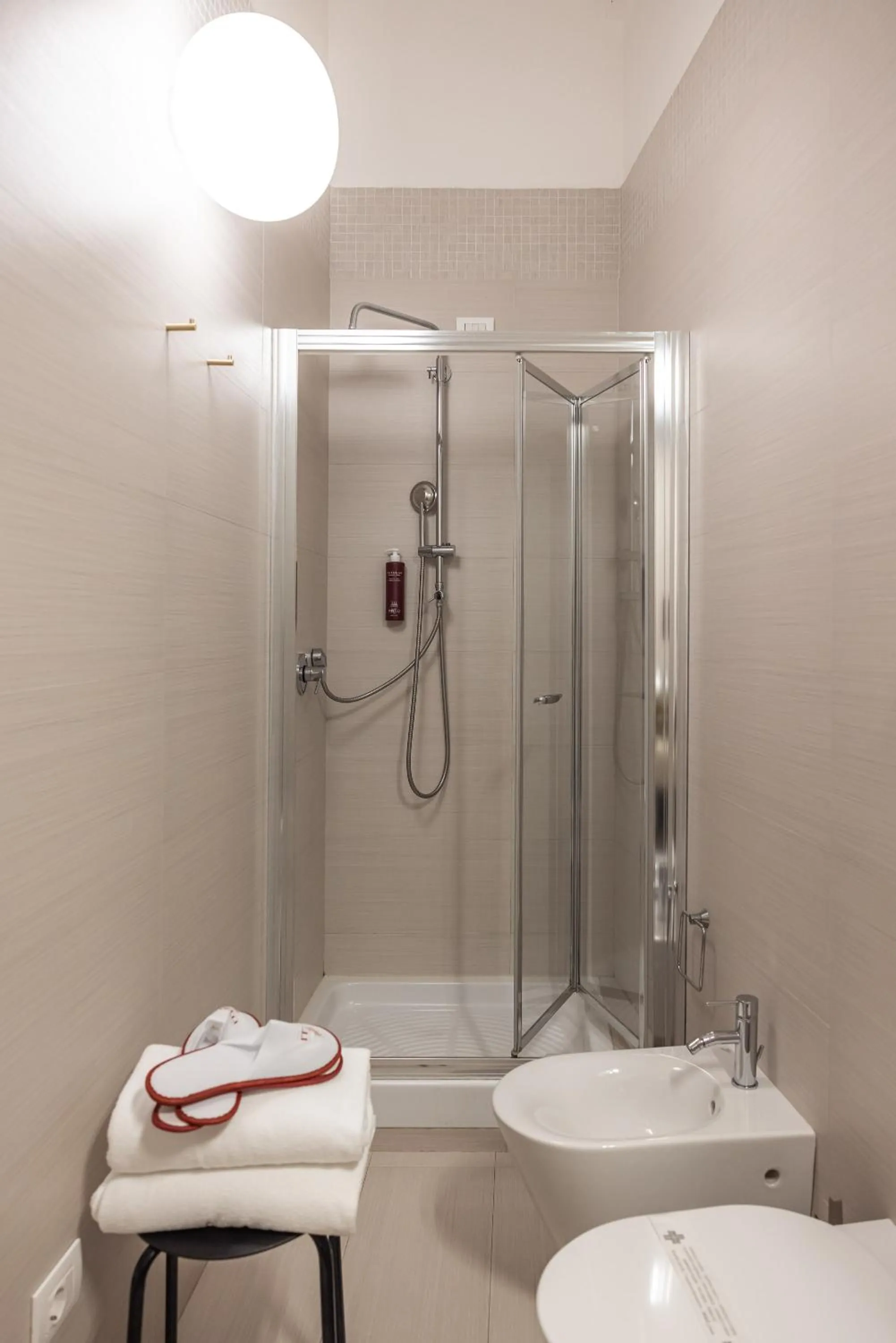 Shower in Palazzo Indelli