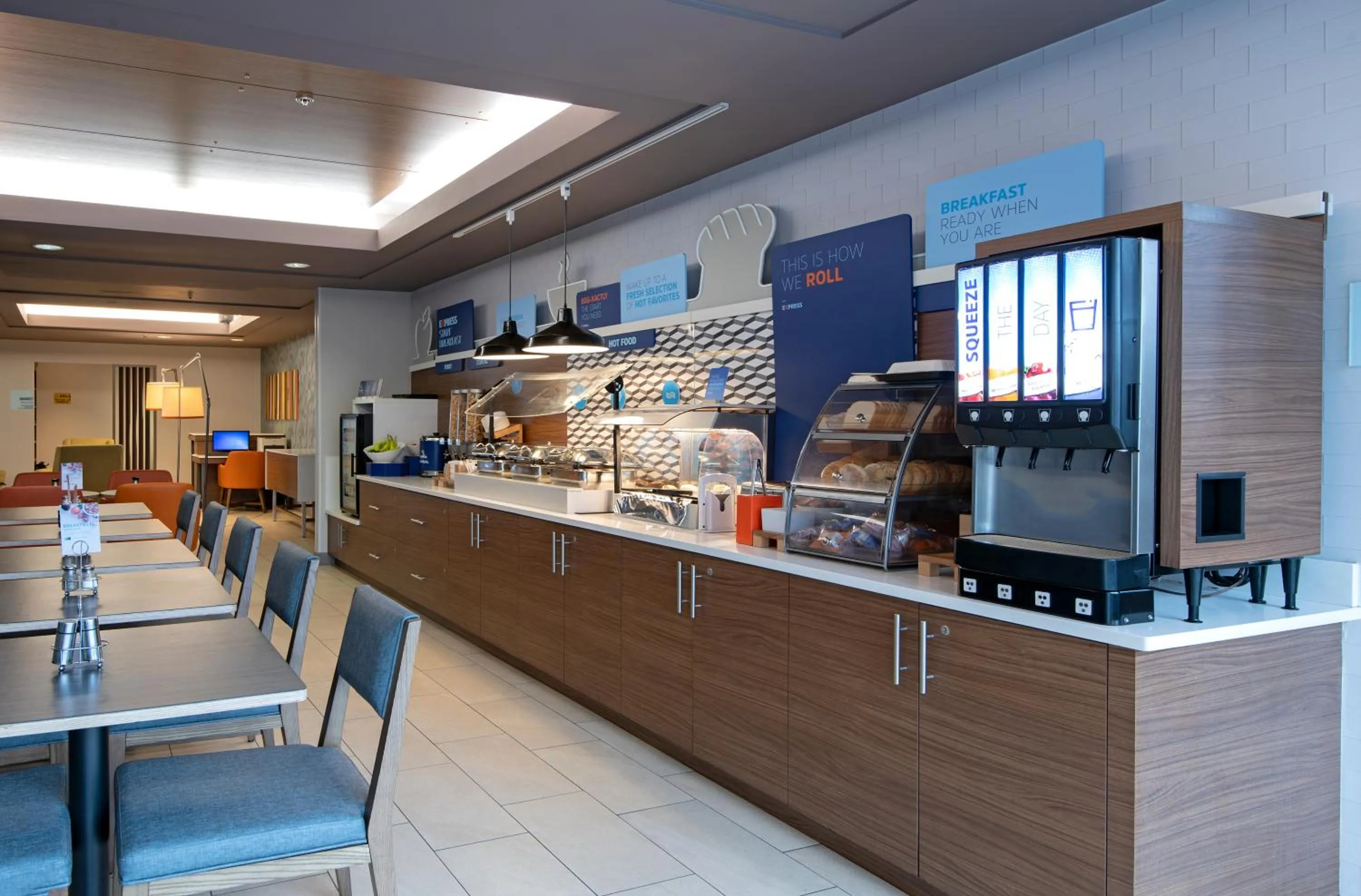 Buffet breakfast in Holiday Inn Express Kamloops by IHG