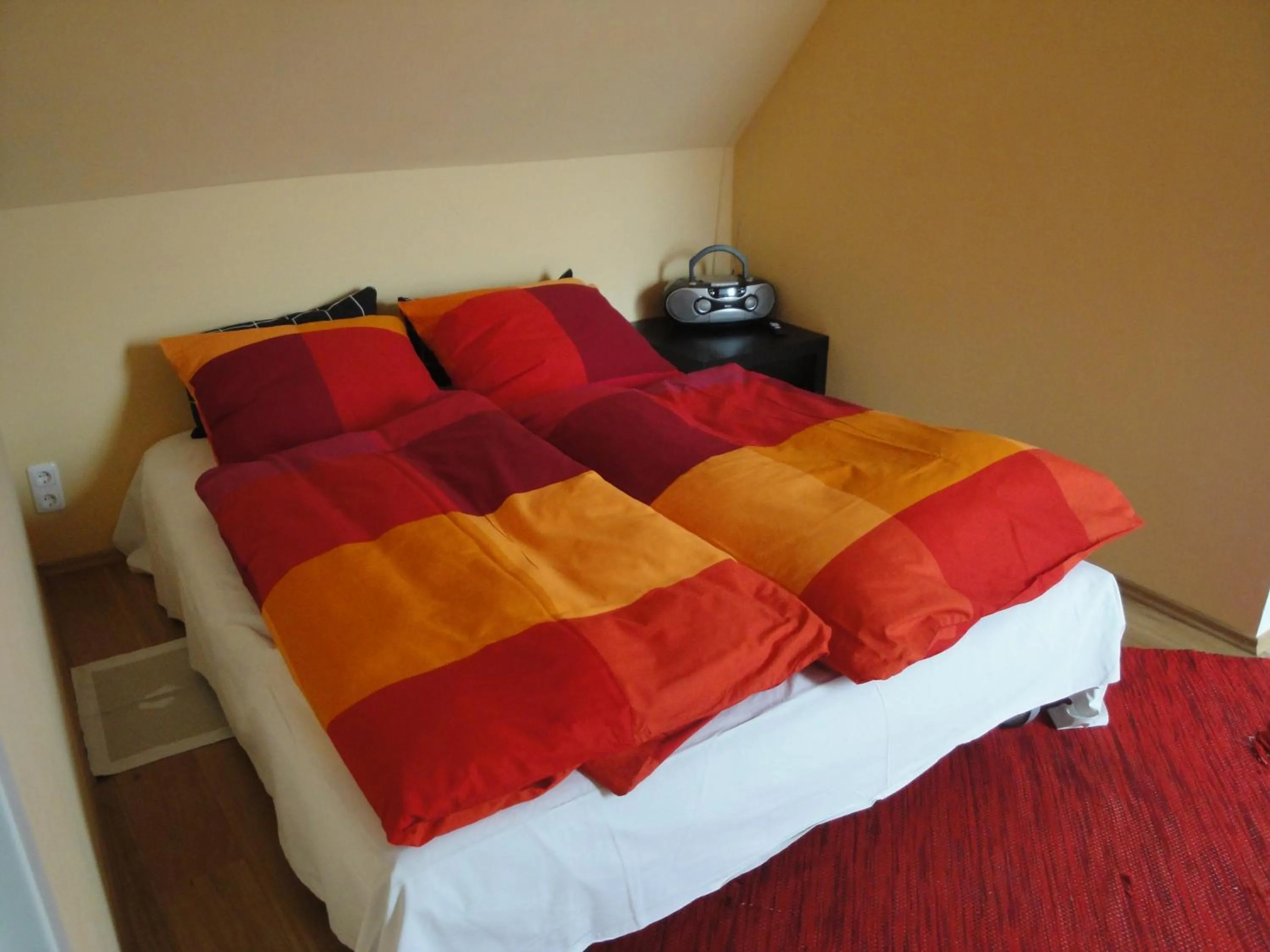 Bed in Bed & Kitchen Burgau
