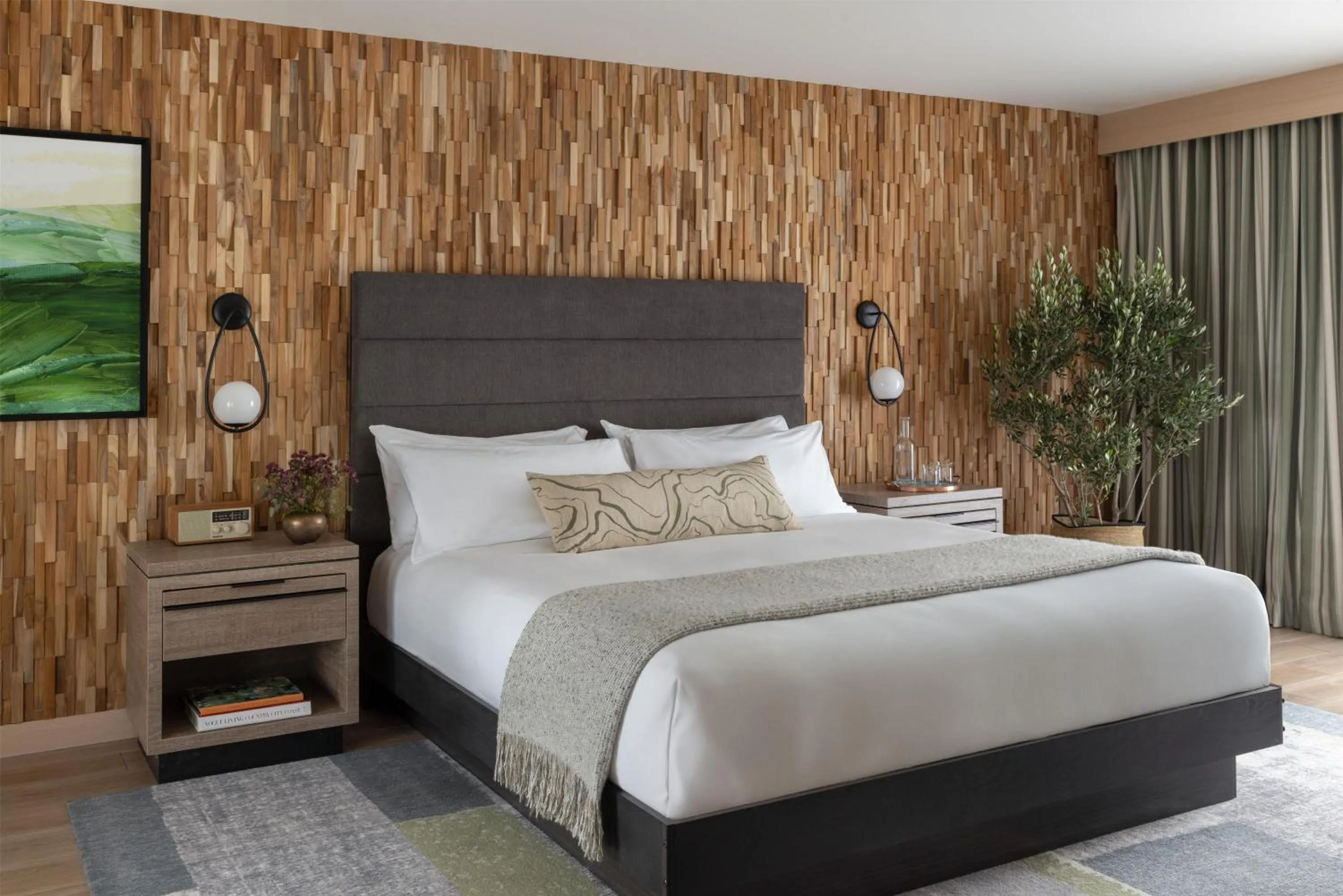 Bed in Casa Mani Resort Napa Valley, Curio Collection By Hilton