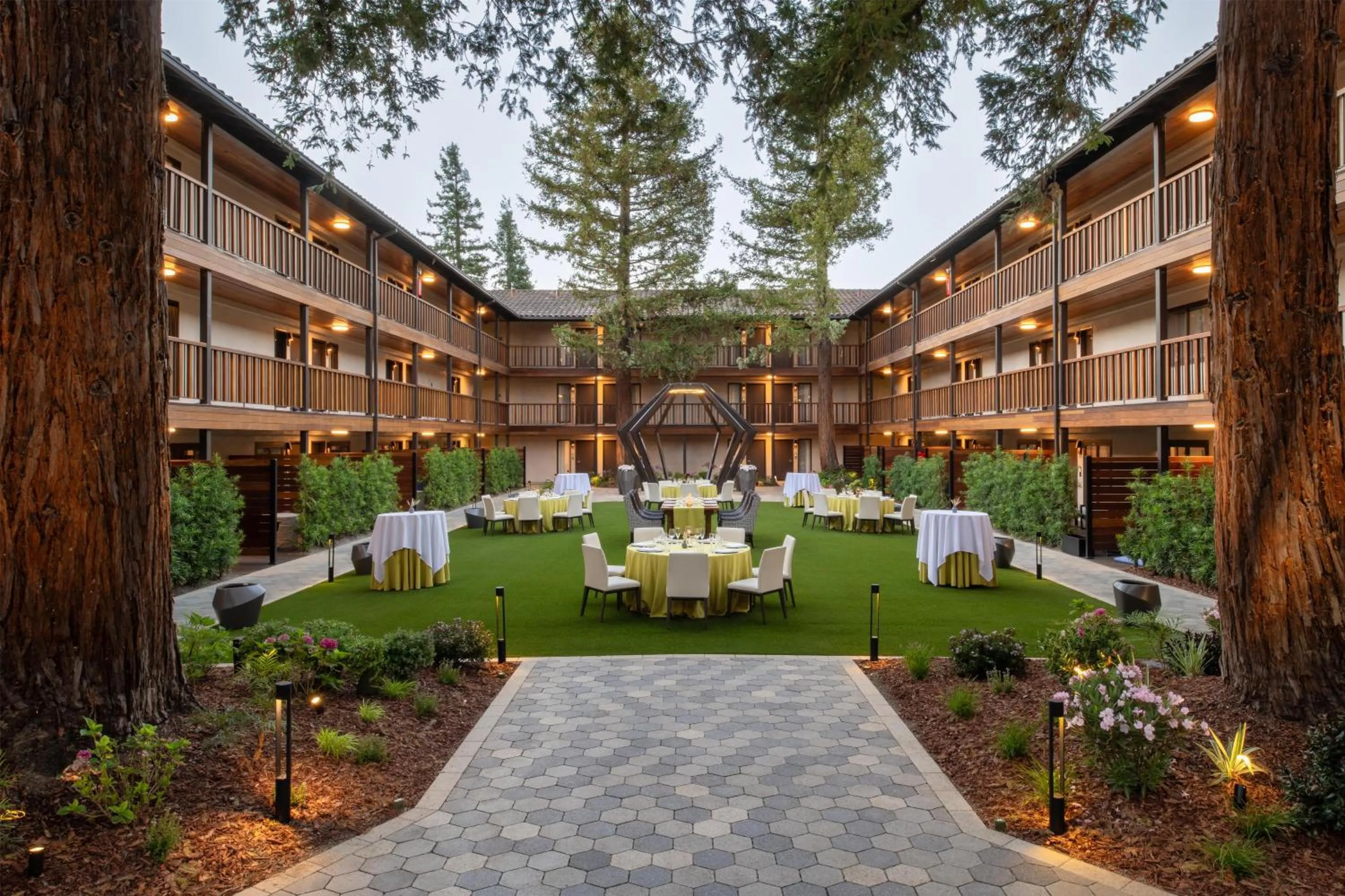 Meeting/conference room in Casa Mani Resort Napa Valley, Curio Collection By Hilton