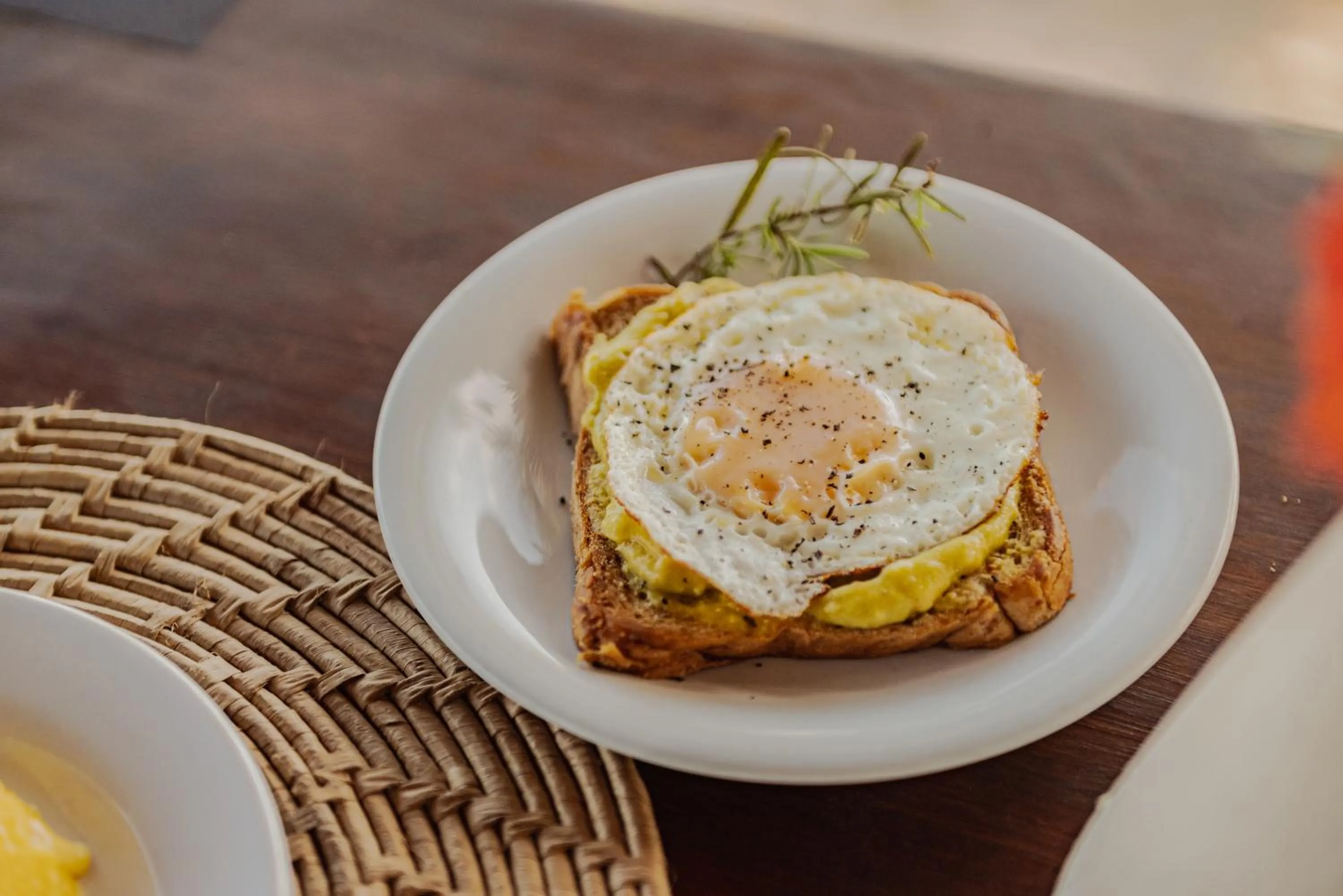 Food in Ventana Hotel