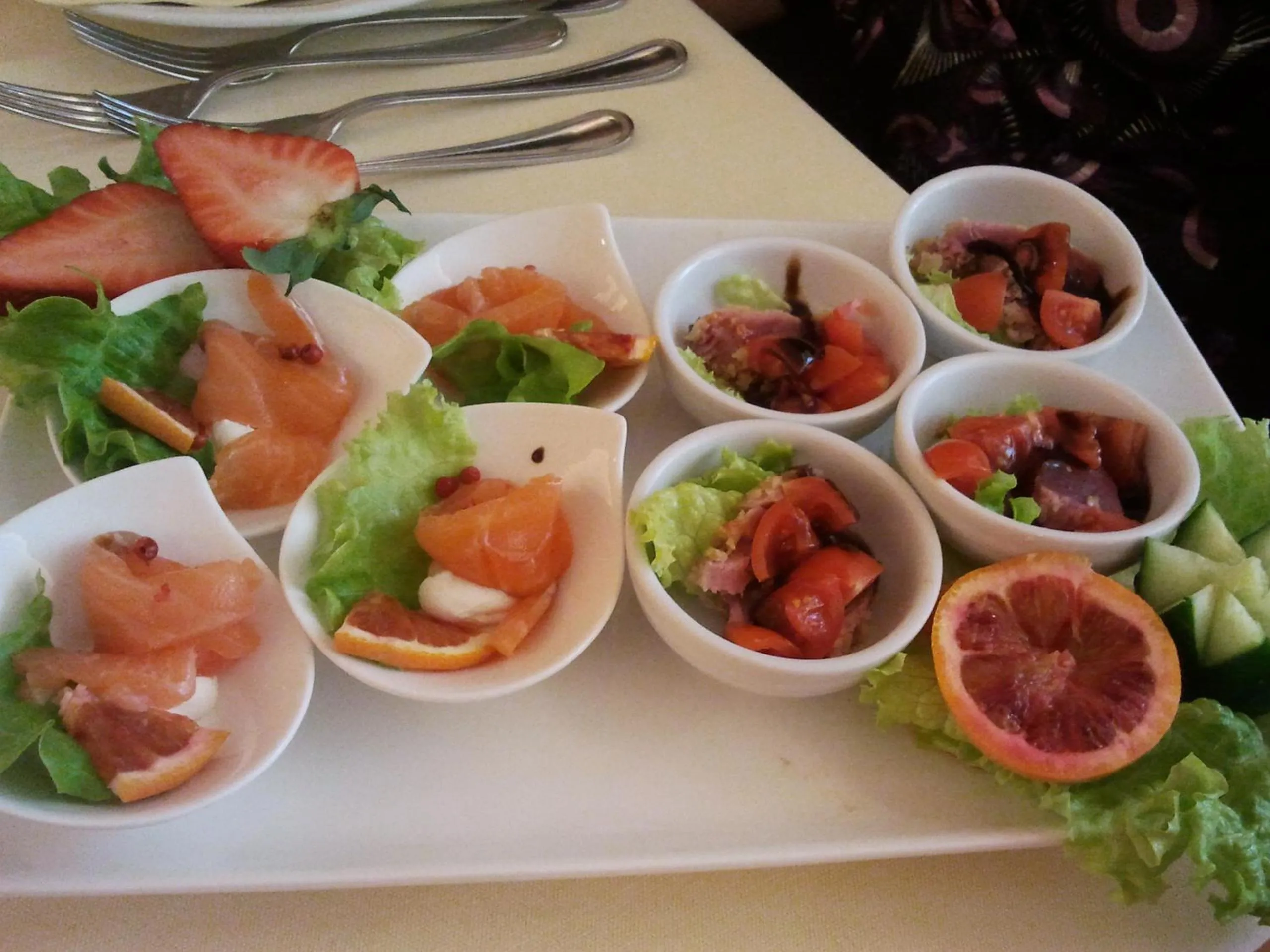 Restaurant/places to eat in Hotel Cadiz