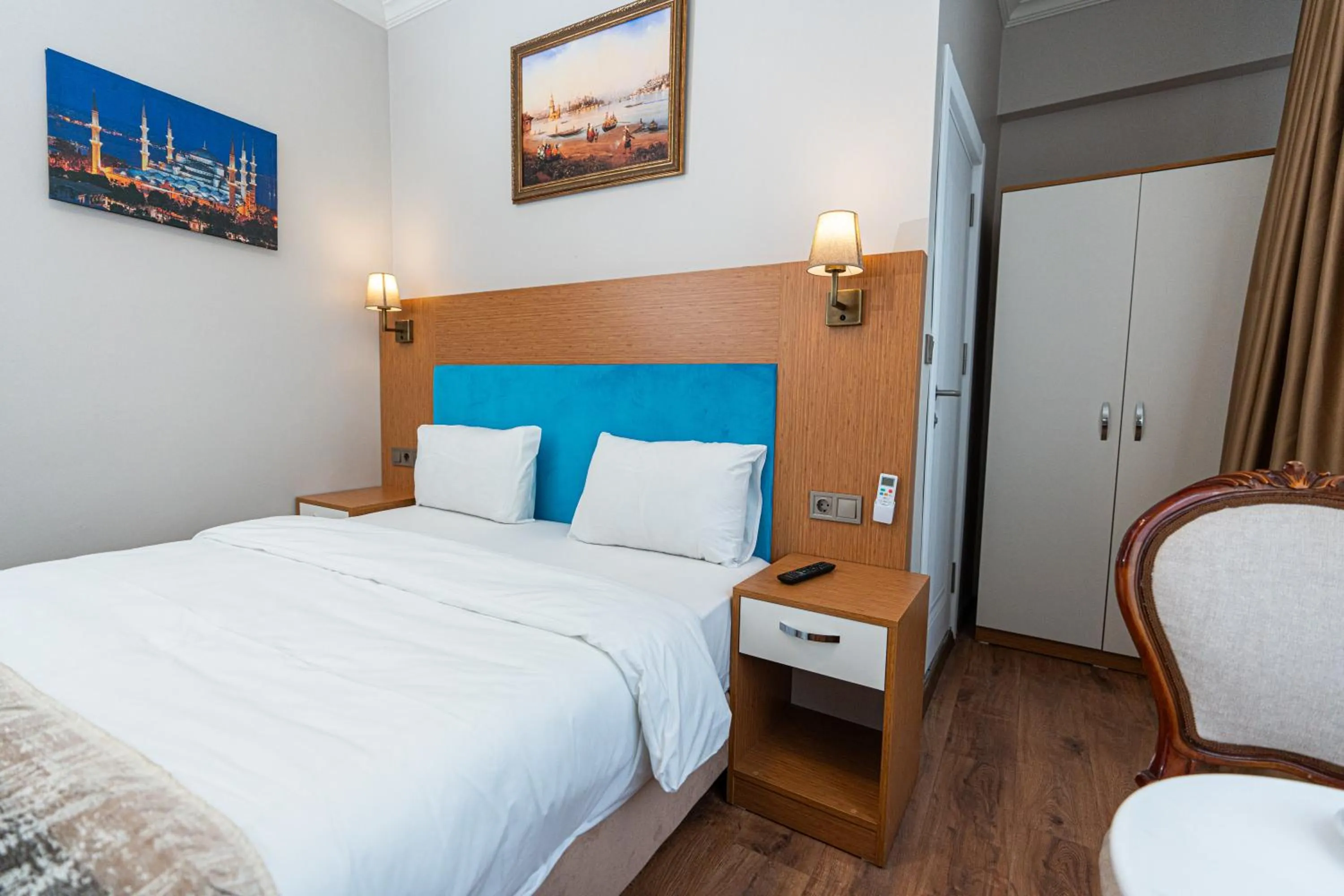 Bed in Seatanbul Hotel