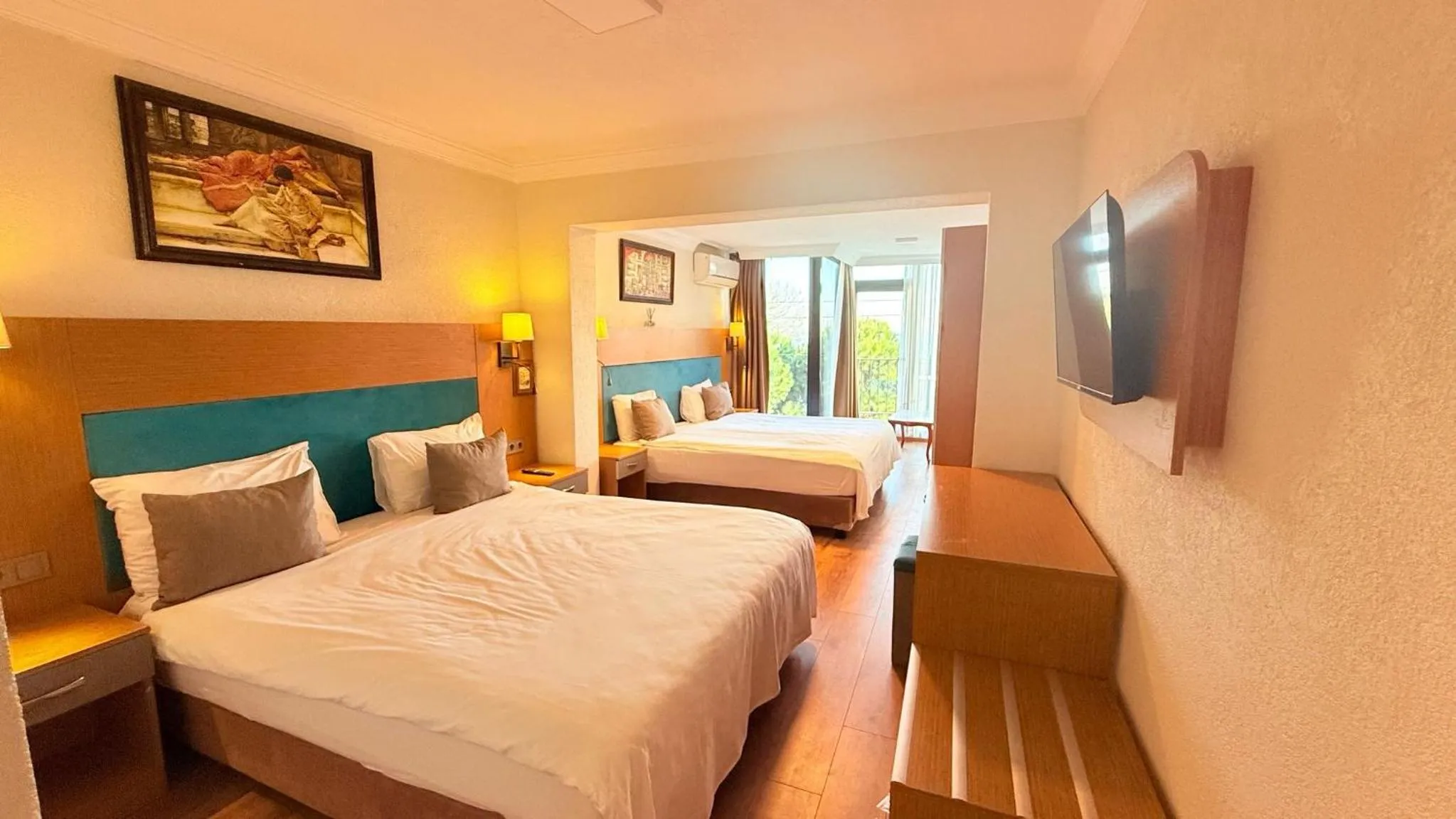 Bed in Seatanbul Hotel